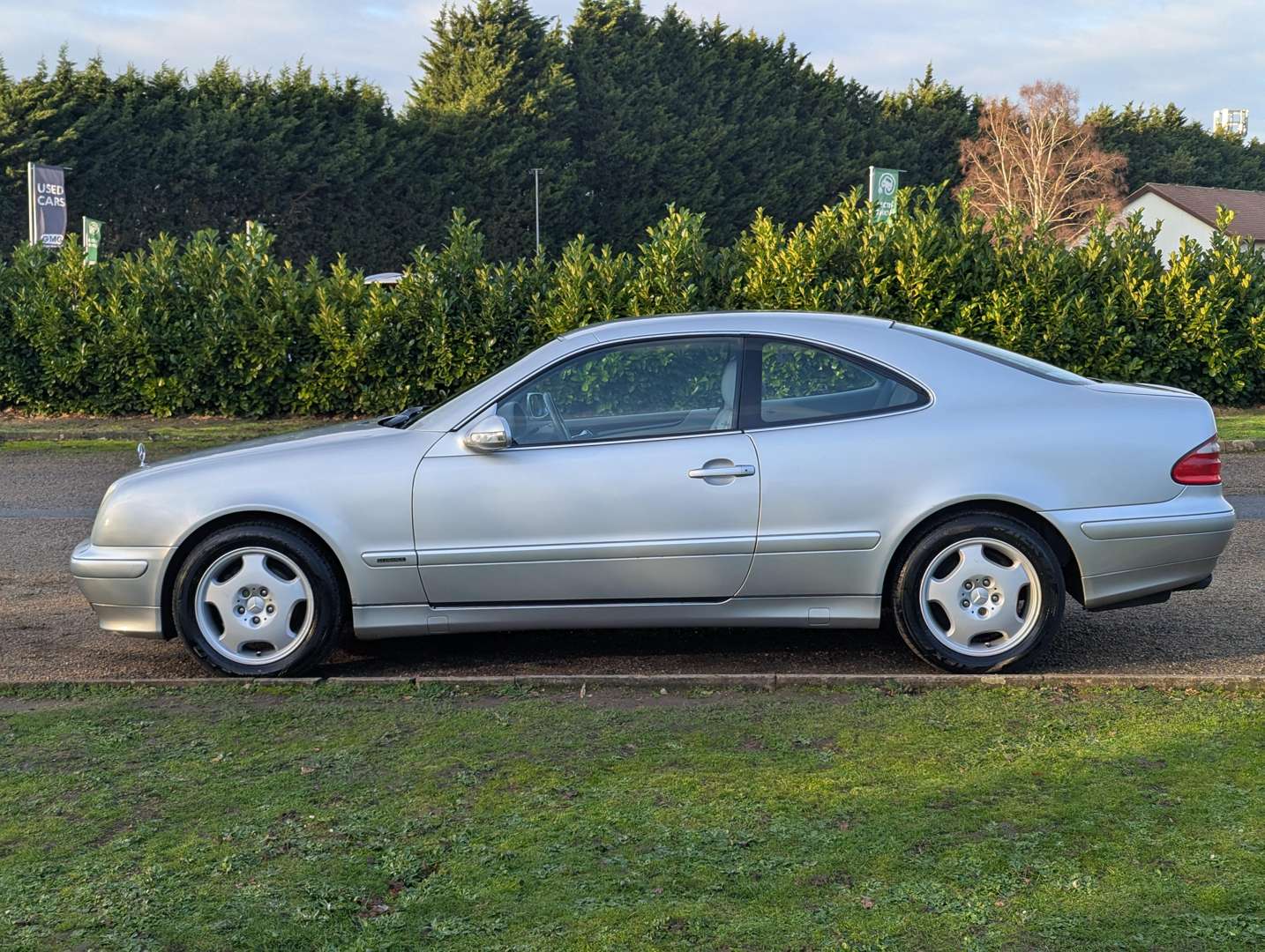 <p>2000 MERCEDES CLK 230 ELEGANCE KOMPRESSOR C208 AUTO</p>