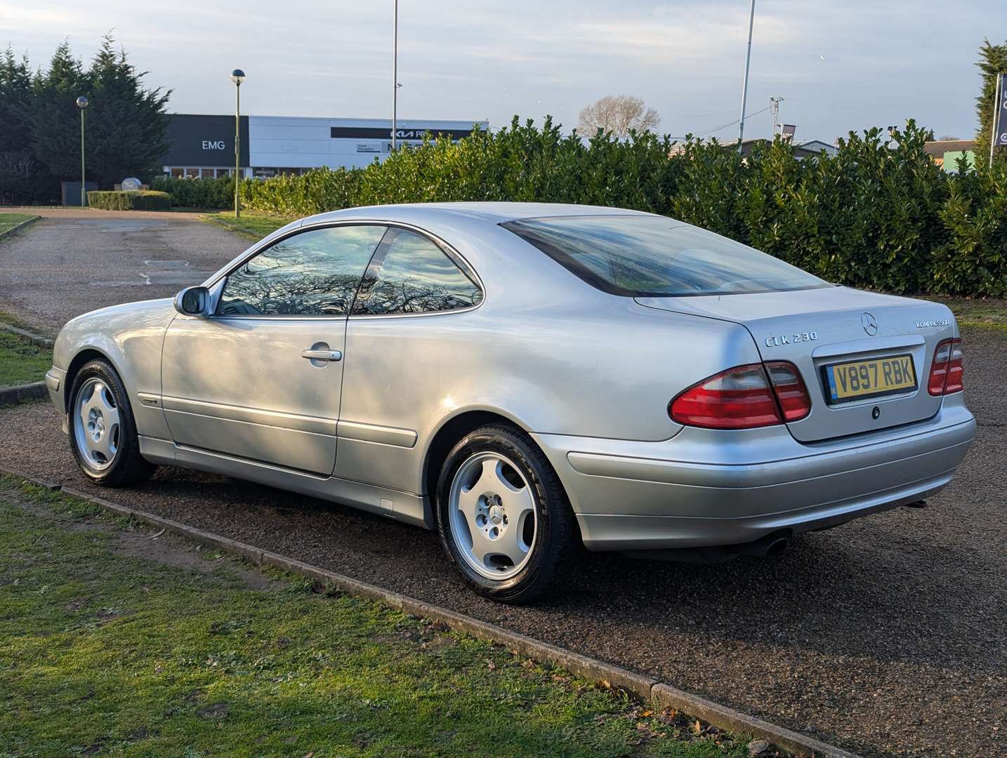 <p>2000 MERCEDES CLK 230 ELEGANCE KOMPRESSOR C208 AUTO</p>