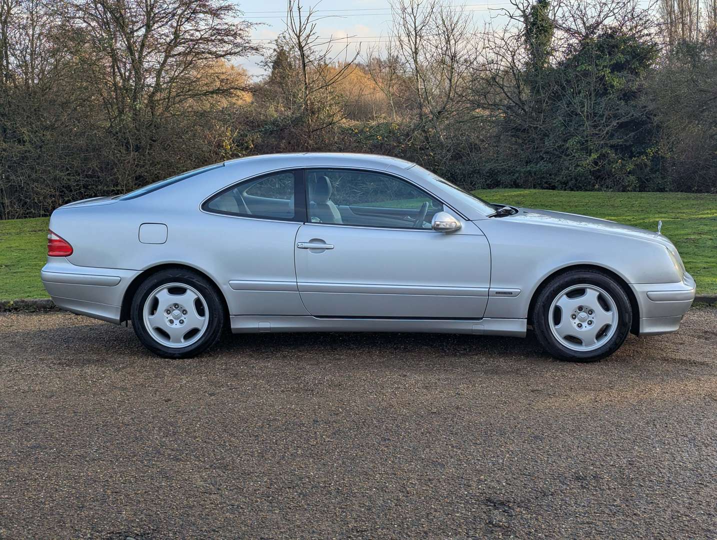 <p>2000 MERCEDES CLK 230 ELEGANCE KOMPRESSOR C208 AUTO</p>