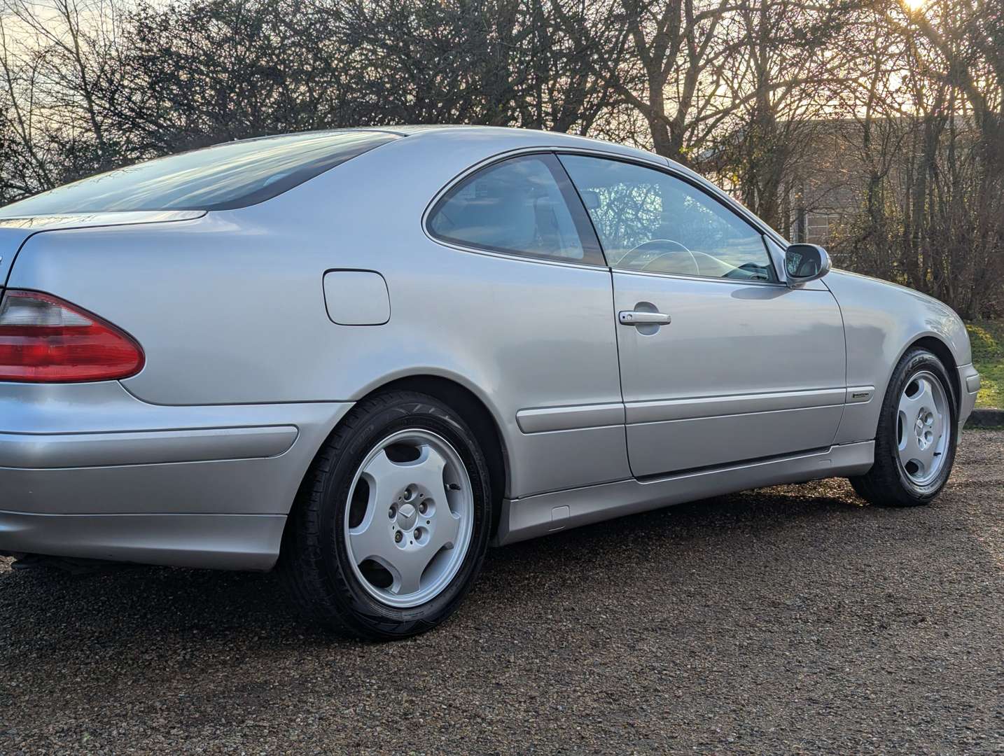 <p>2000 MERCEDES CLK 230 ELEGANCE KOMPRESSOR C208 AUTO</p>