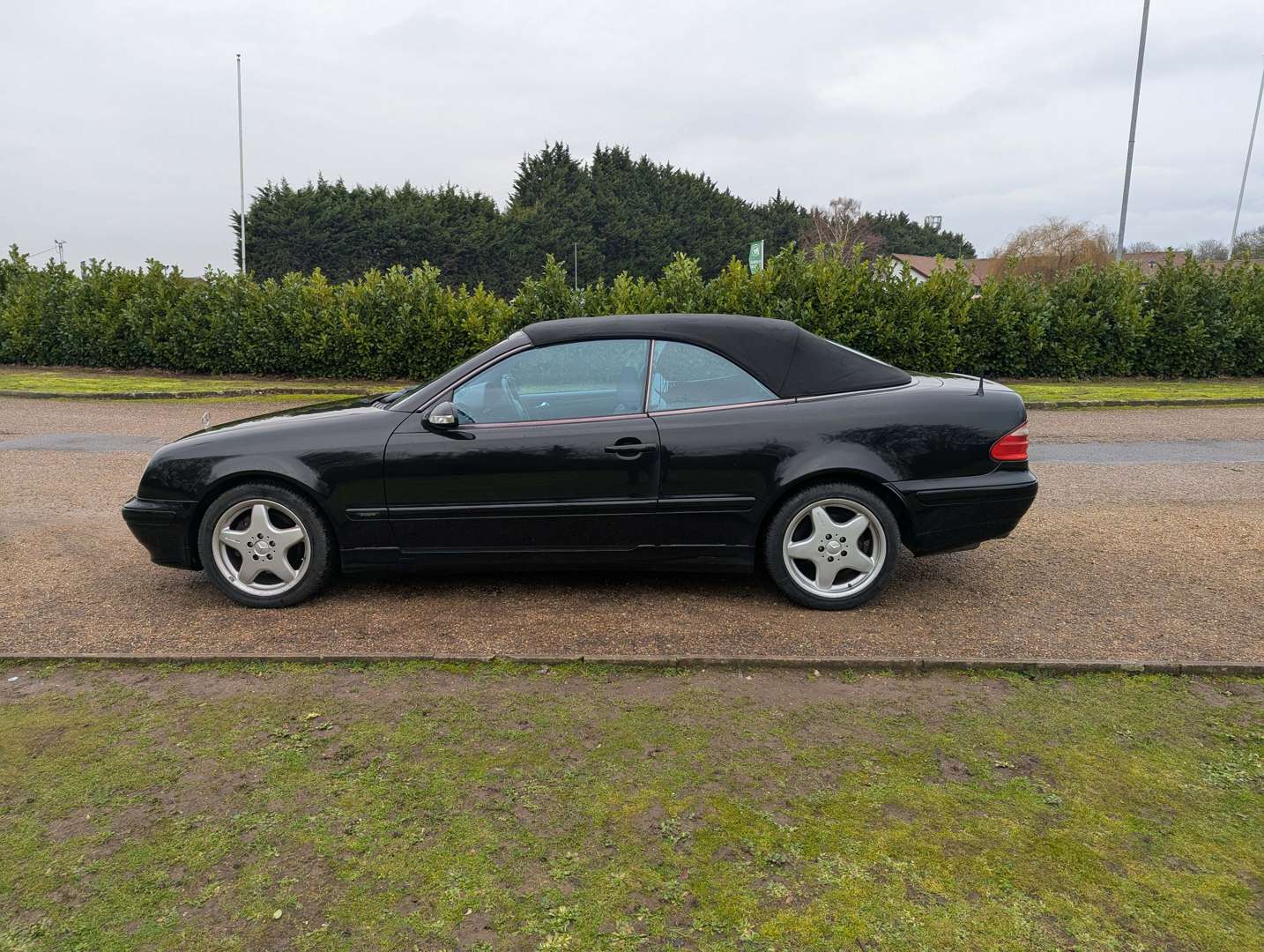 <p>1999 MERCEDES CLK230 AVANTGARDE CONVERTIBLE AUTO</p>
