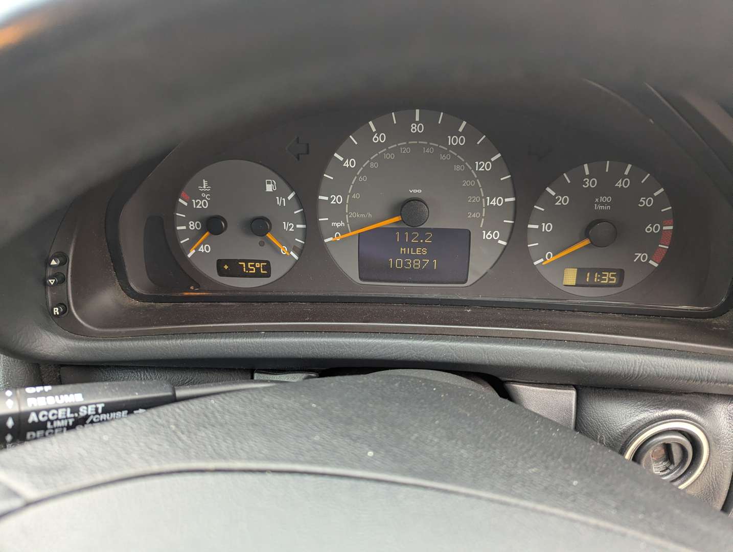 <p>1999 MERCEDES CLK230 AVANTGARDE CONVERTIBLE AUTO</p>