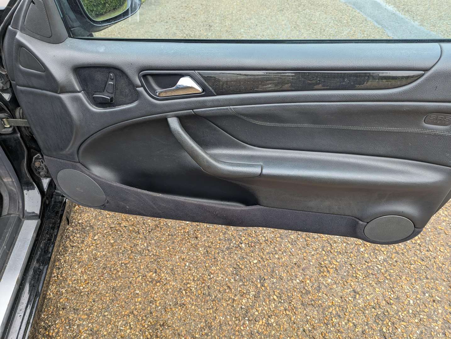 <p>1999 MERCEDES CLK230 AVANTGARDE CONVERTIBLE AUTO</p>