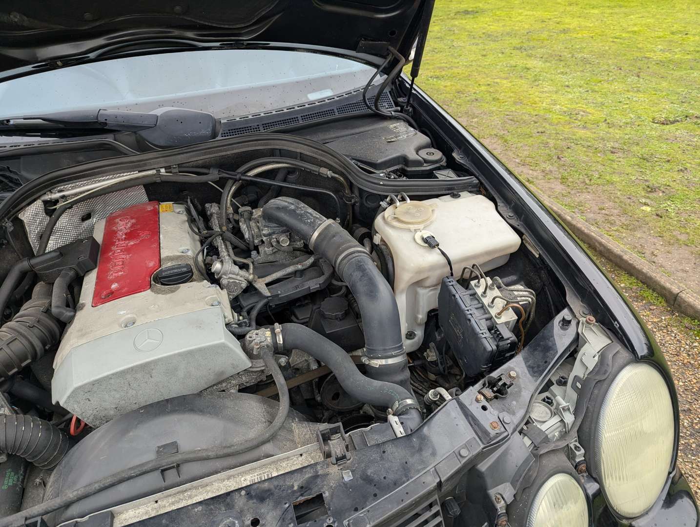 <p>1999 MERCEDES CLK230 AVANTGARDE CONVERTIBLE AUTO</p>