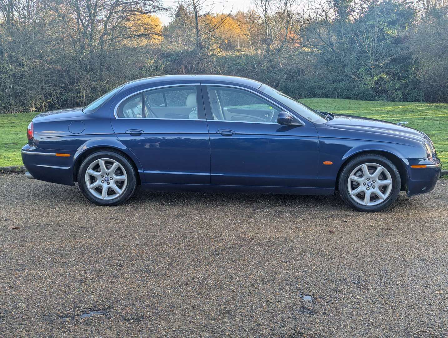<p>2004 JAGUAR S-TYPE V6 SE AUTO</p>