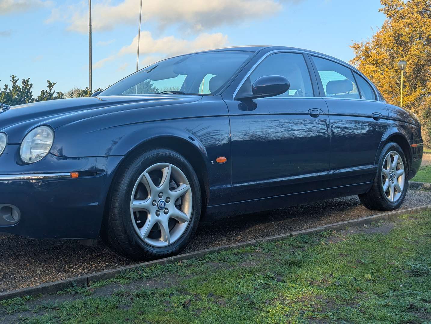 <p>2004 JAGUAR S-TYPE V6 SE AUTO</p>