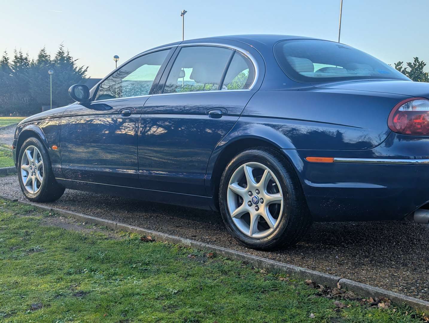 <p>2004 JAGUAR S-TYPE V6 SE AUTO</p>