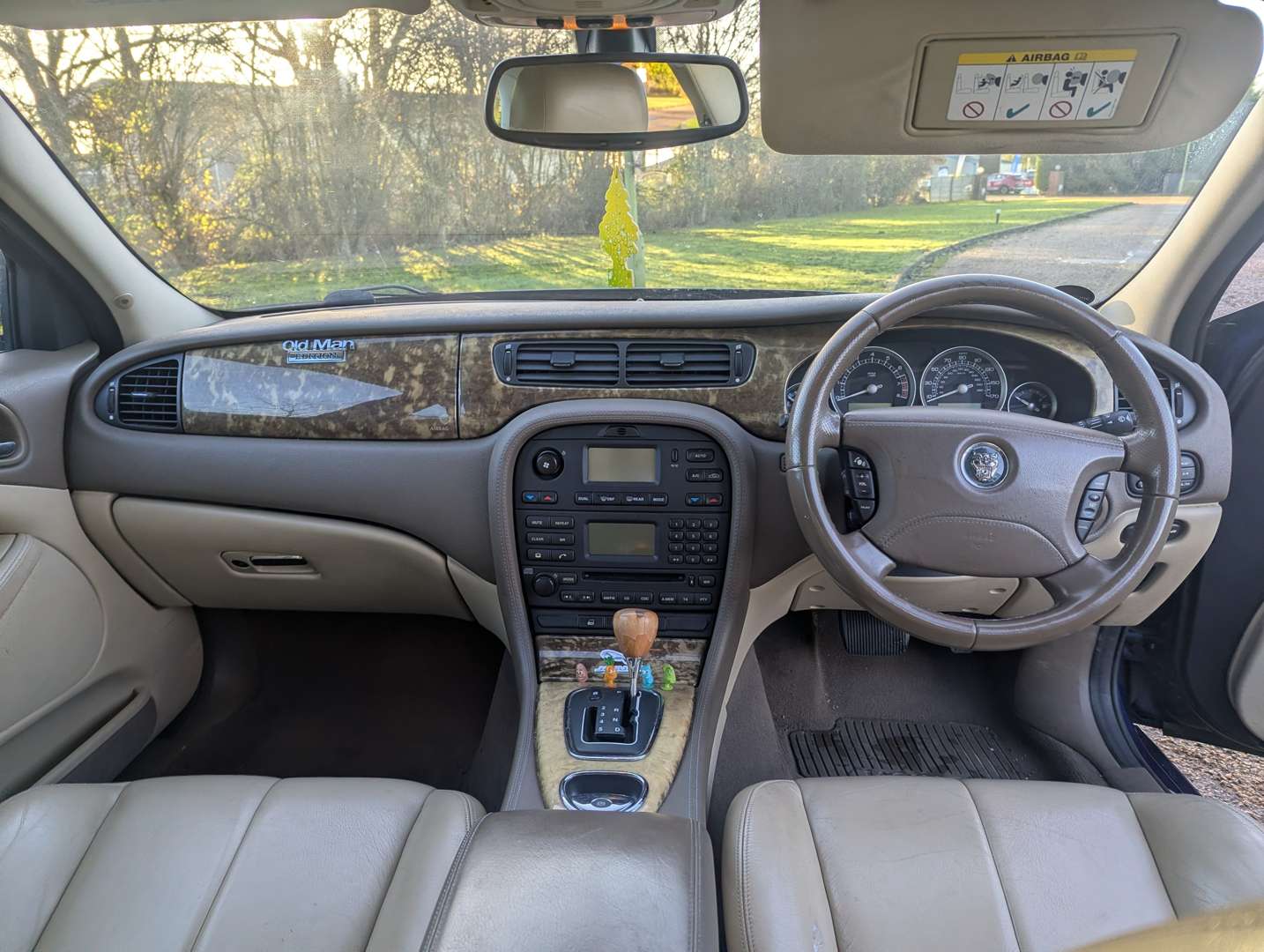 <p>2004 JAGUAR S-TYPE V6 SE AUTO</p>