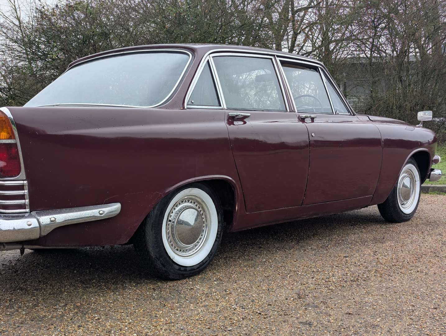 <p>1964 FORD ZODIAC MKIII</p>