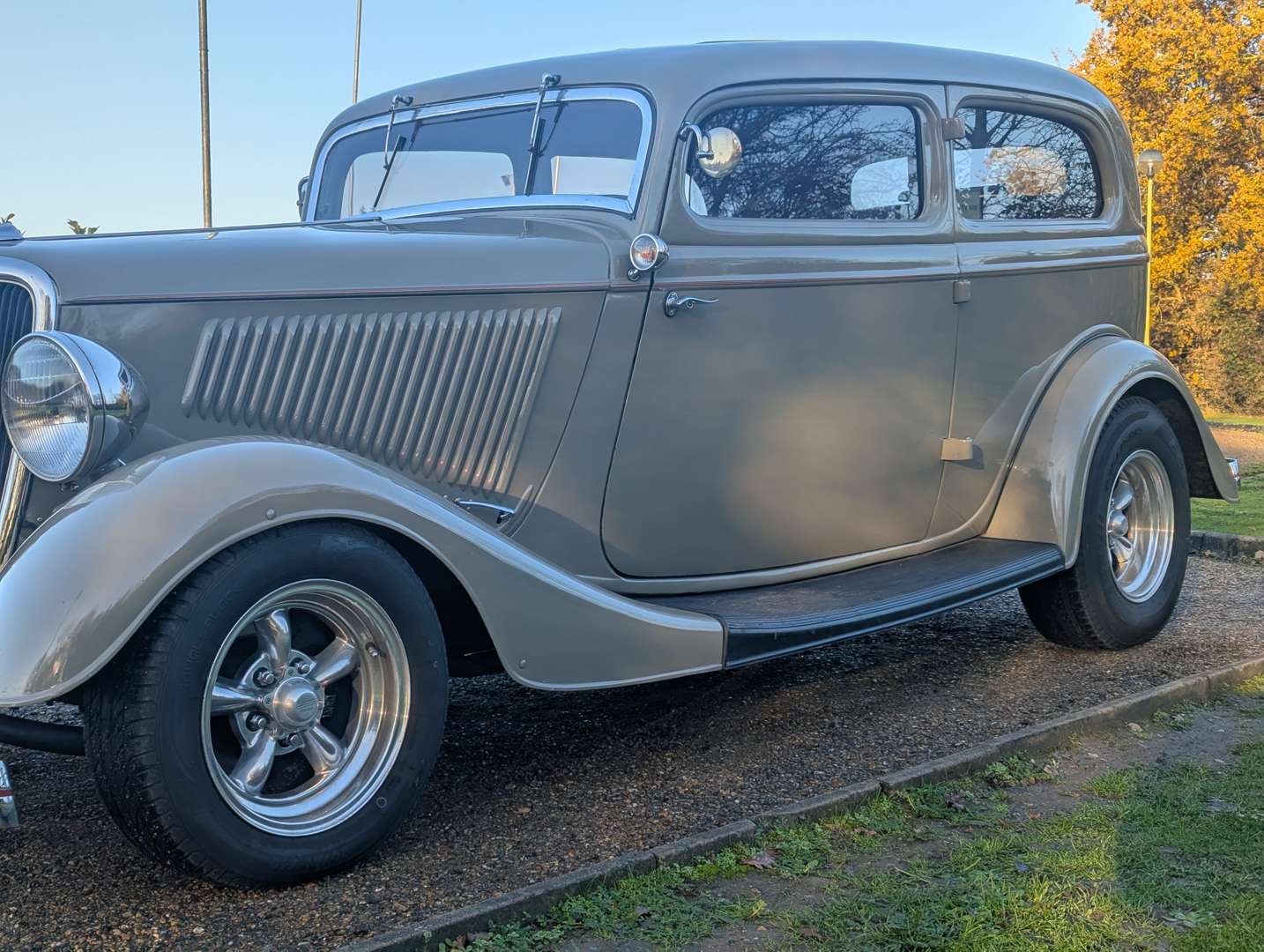 <p>1934 FORD TUDOR SEDAN LHD</p>