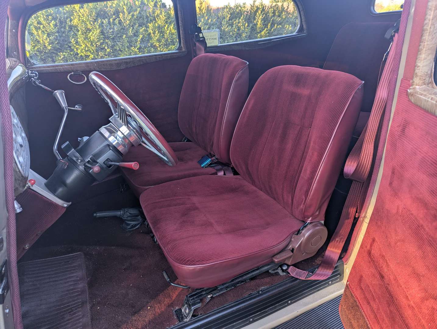 <p>1934 FORD TUDOR SEDAN LHD</p>