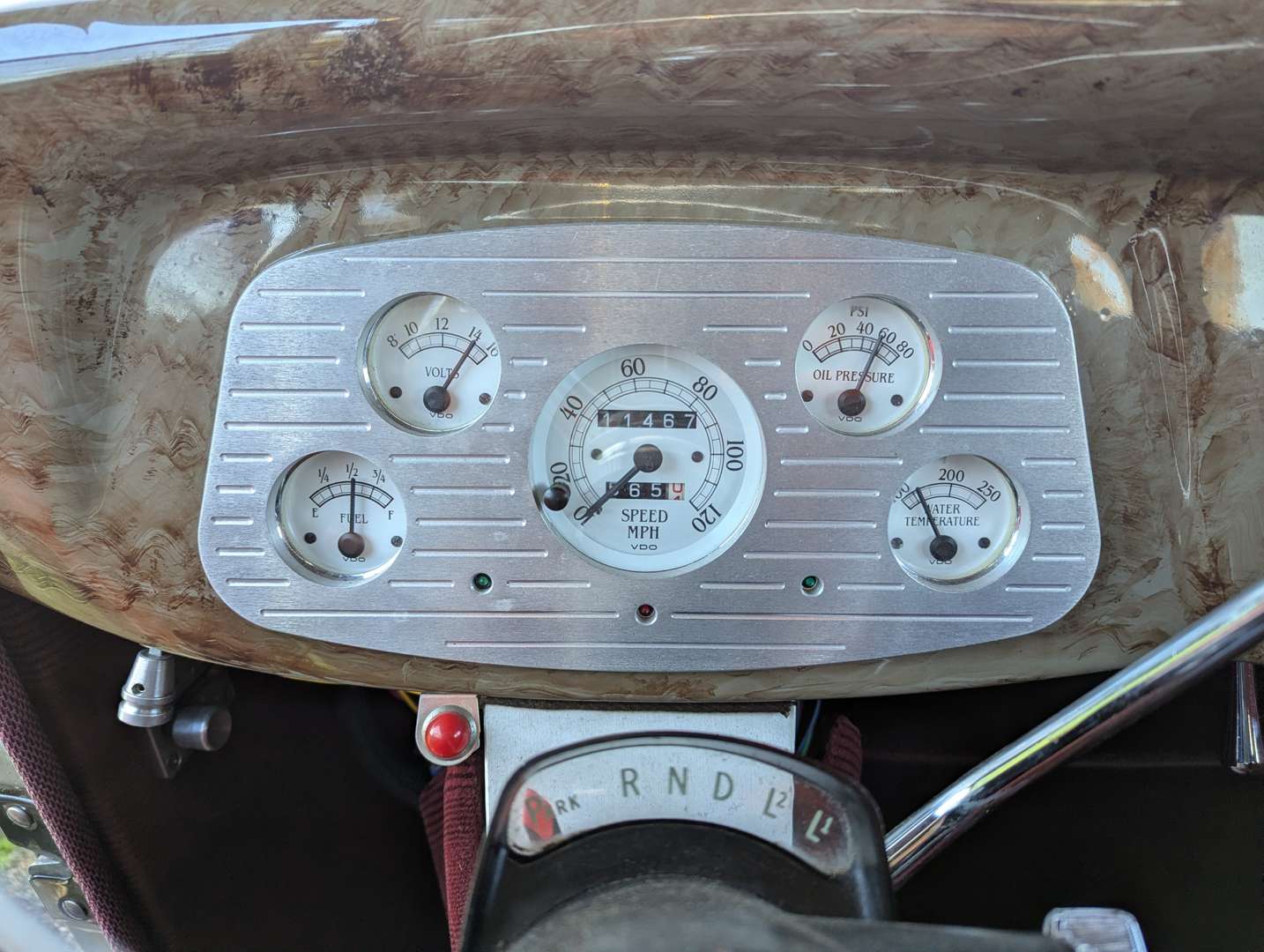 <p>1934 FORD TUDOR SEDAN LHD</p>