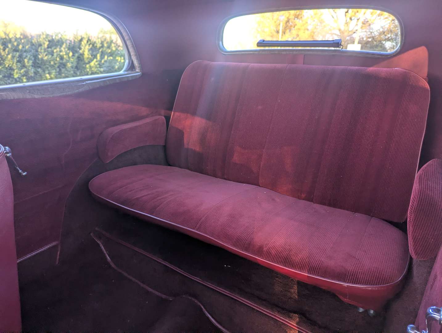 <p>1934 FORD TUDOR SEDAN LHD</p>