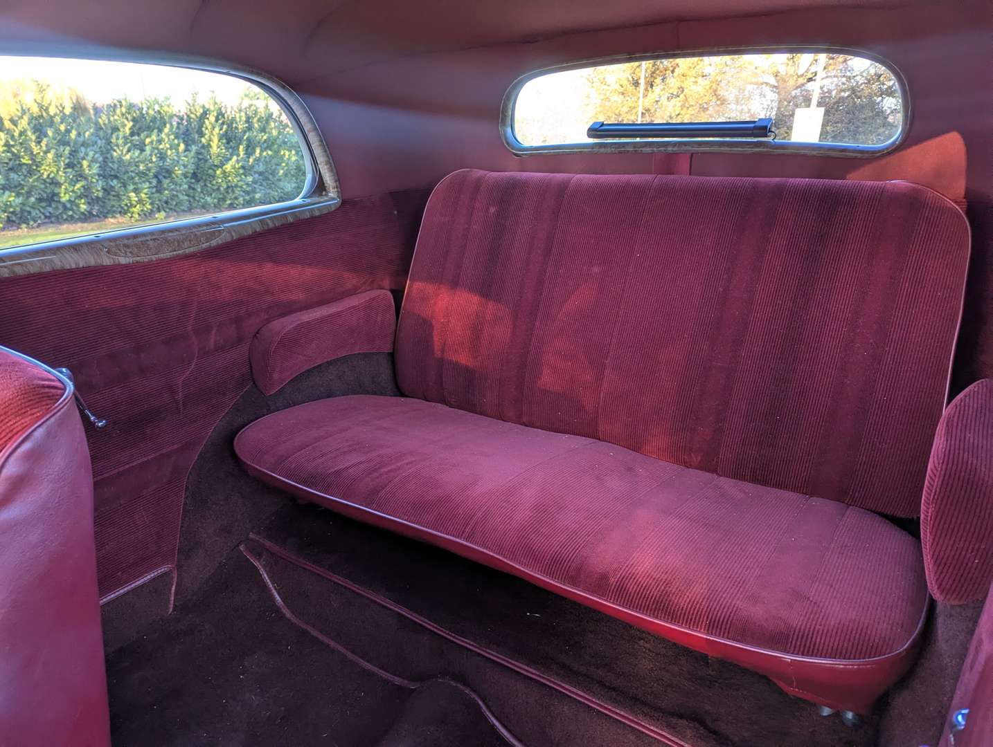 <p>1934 FORD TUDOR SEDAN LHD</p>