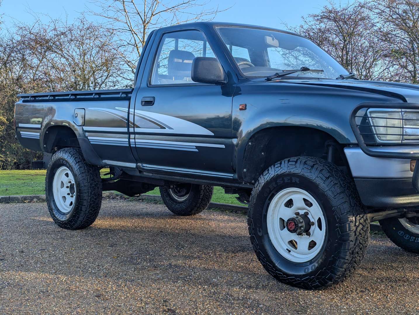 <p>1994 TOYOTA HI-LUX 4X4 PICK-UP</p>