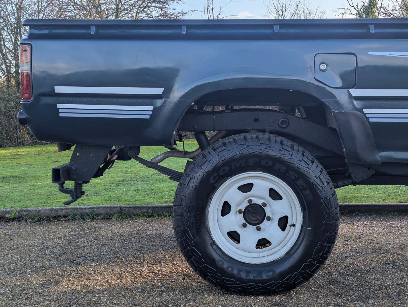 <p>1994 TOYOTA HI-LUX 4X4 PICK-UP</p>