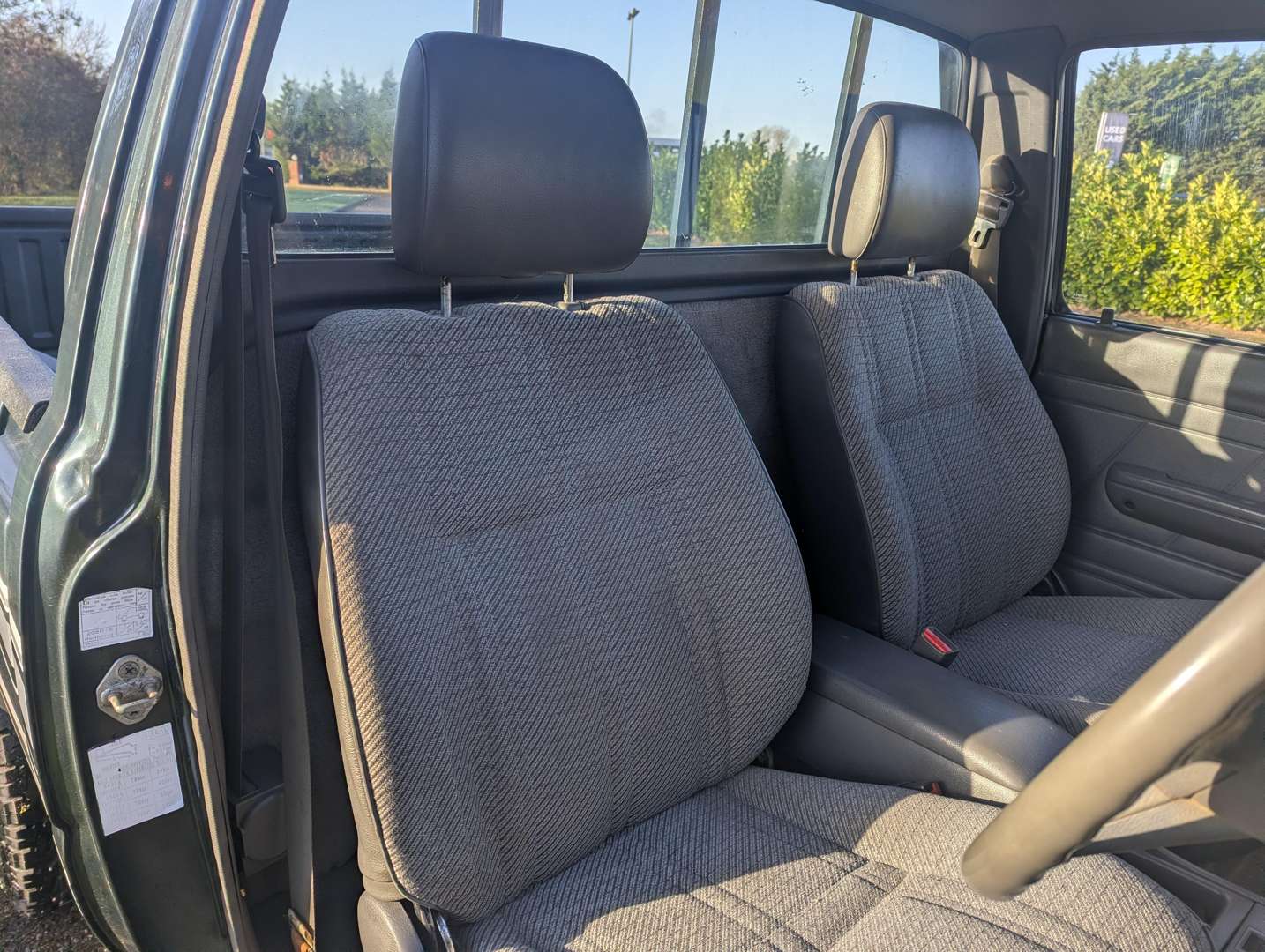 <p>1994 TOYOTA HI-LUX 4X4 PICK-UP</p>