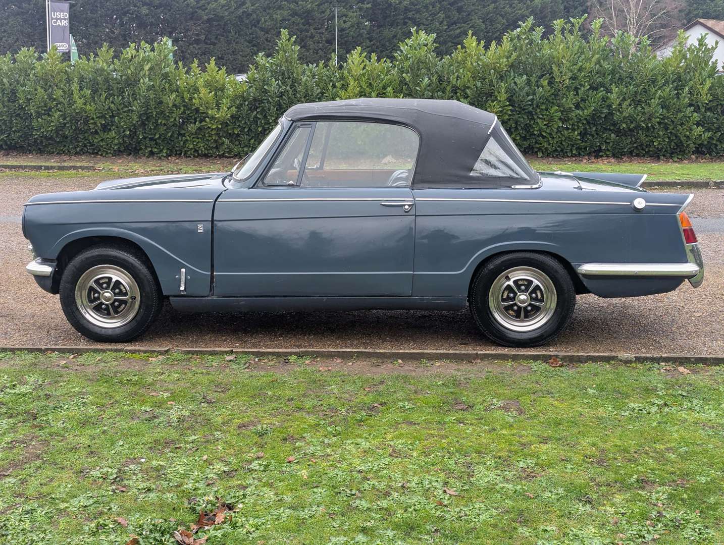 <p>1968 TRIUMPH VITESSE 2.0 CONVERTIBLE</p>
