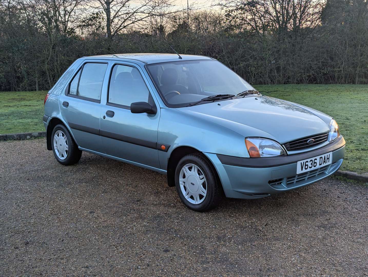 <p>2000 FORD FIESTA LX - ONE REGISTERED OWNER, 4400 MILES FROM NEW</p>