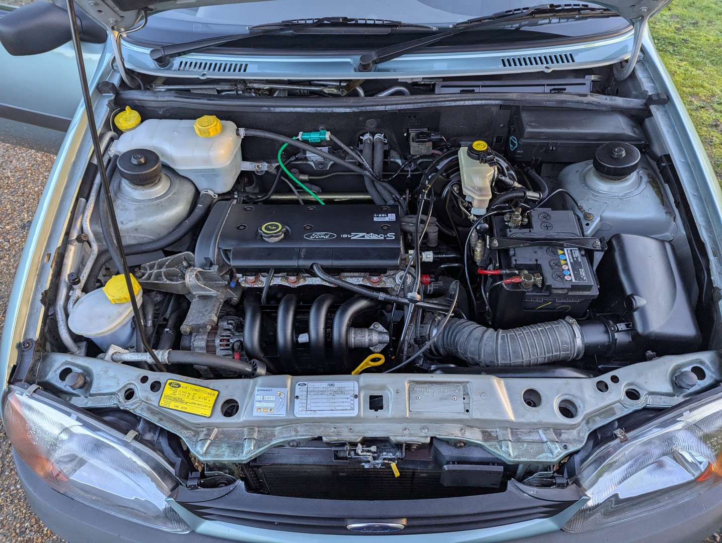 <p>2000 FORD FIESTA LX - ONE REGISTERED OWNER, 4400 MILES FROM NEW</p>