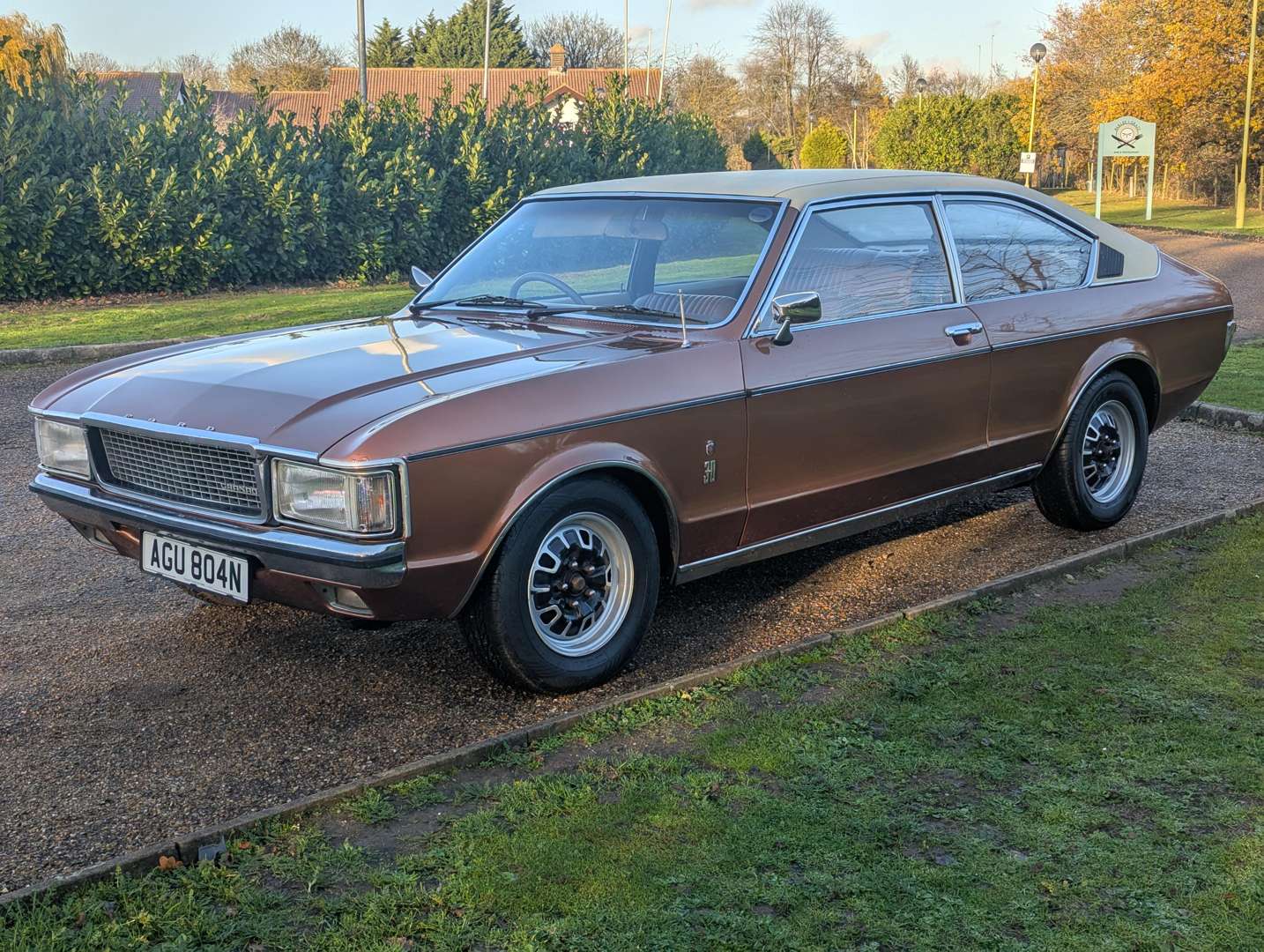 <p>1975 FORD GRANADA 3.0 AUTO MKI COUPE</p>