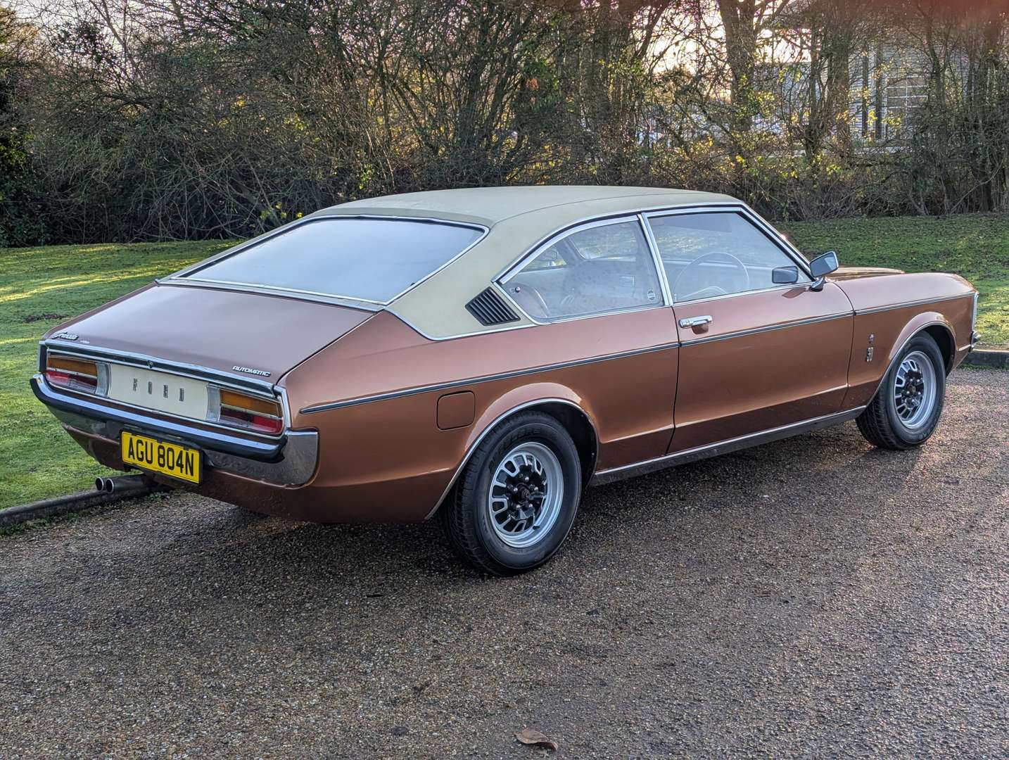 <p>1975 FORD GRANADA 3.0 AUTO MKI COUPE</p>