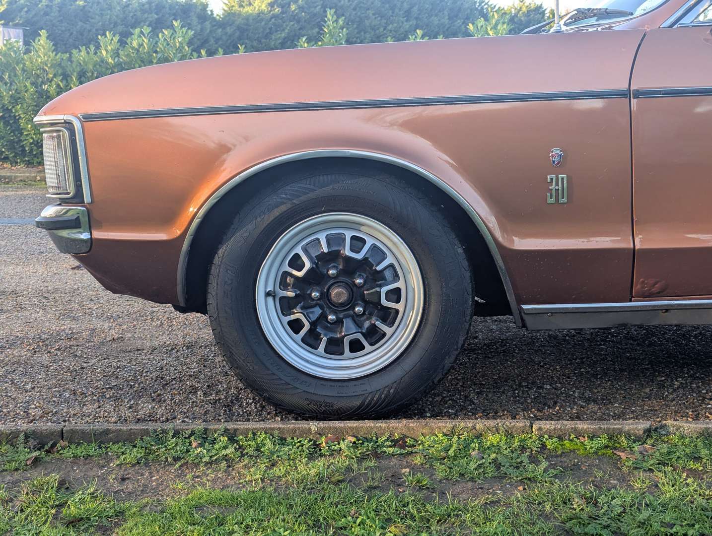 <p>1975 FORD GRANADA 3.0 AUTO MKI COUPE</p>