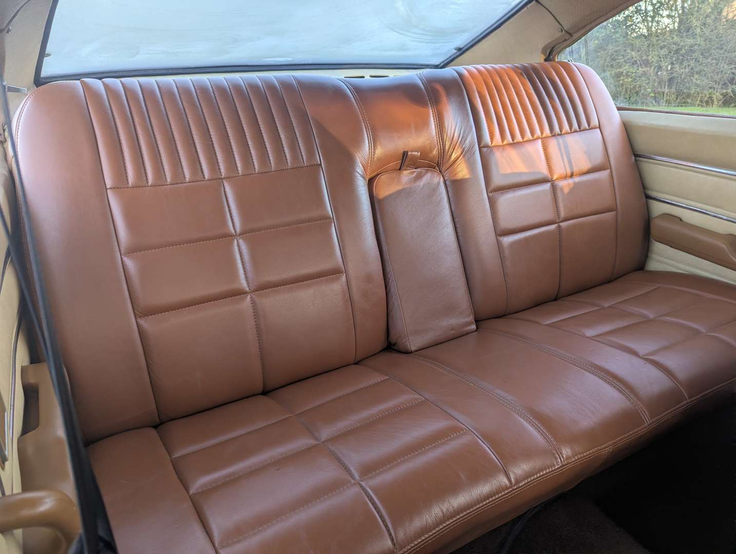 <p>1975 FORD GRANADA 3.0 AUTO MKI COUPE</p>