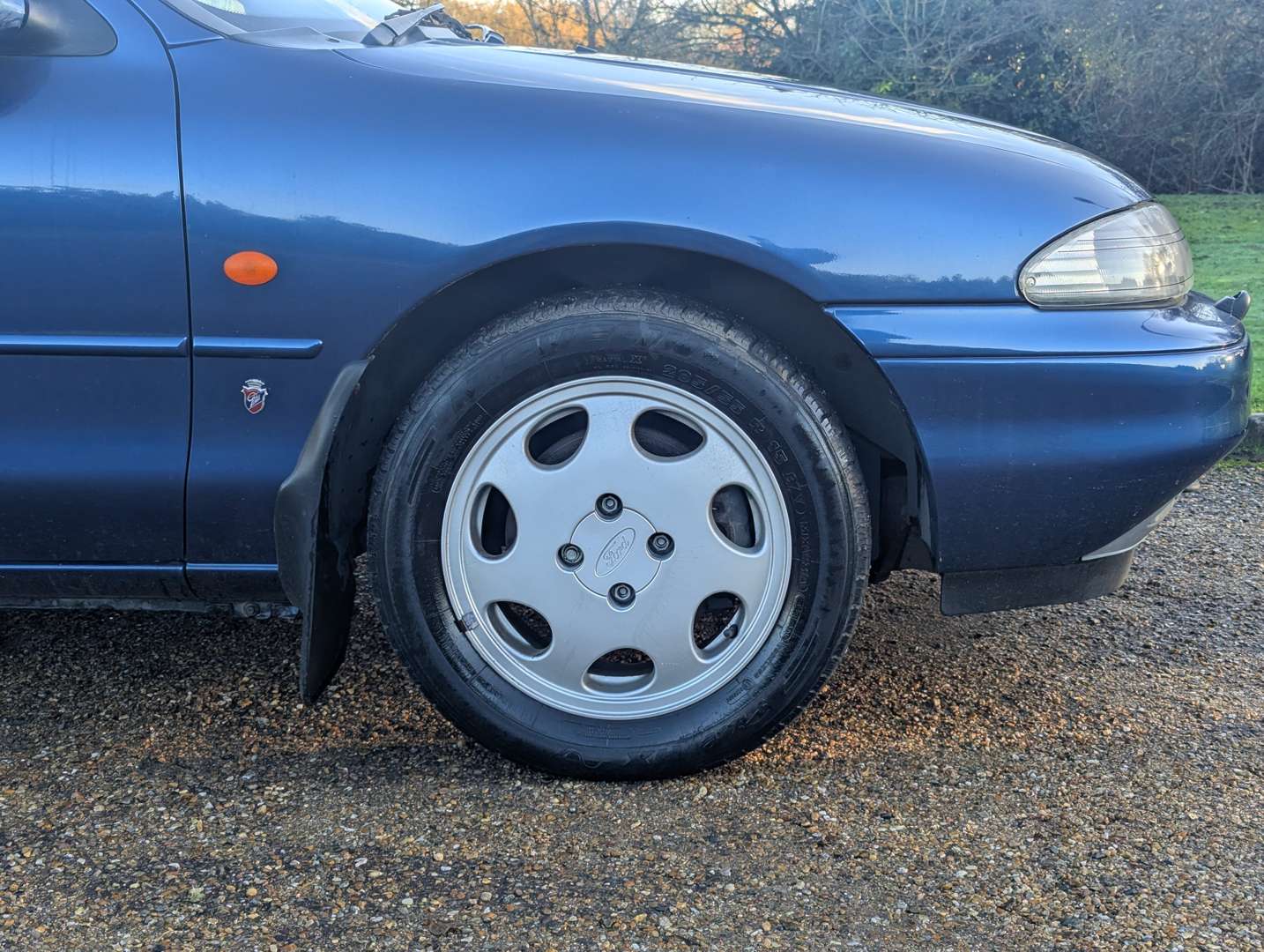 <p>1995 FORD MONDEO GHIA 24V AUTO MKI</p>