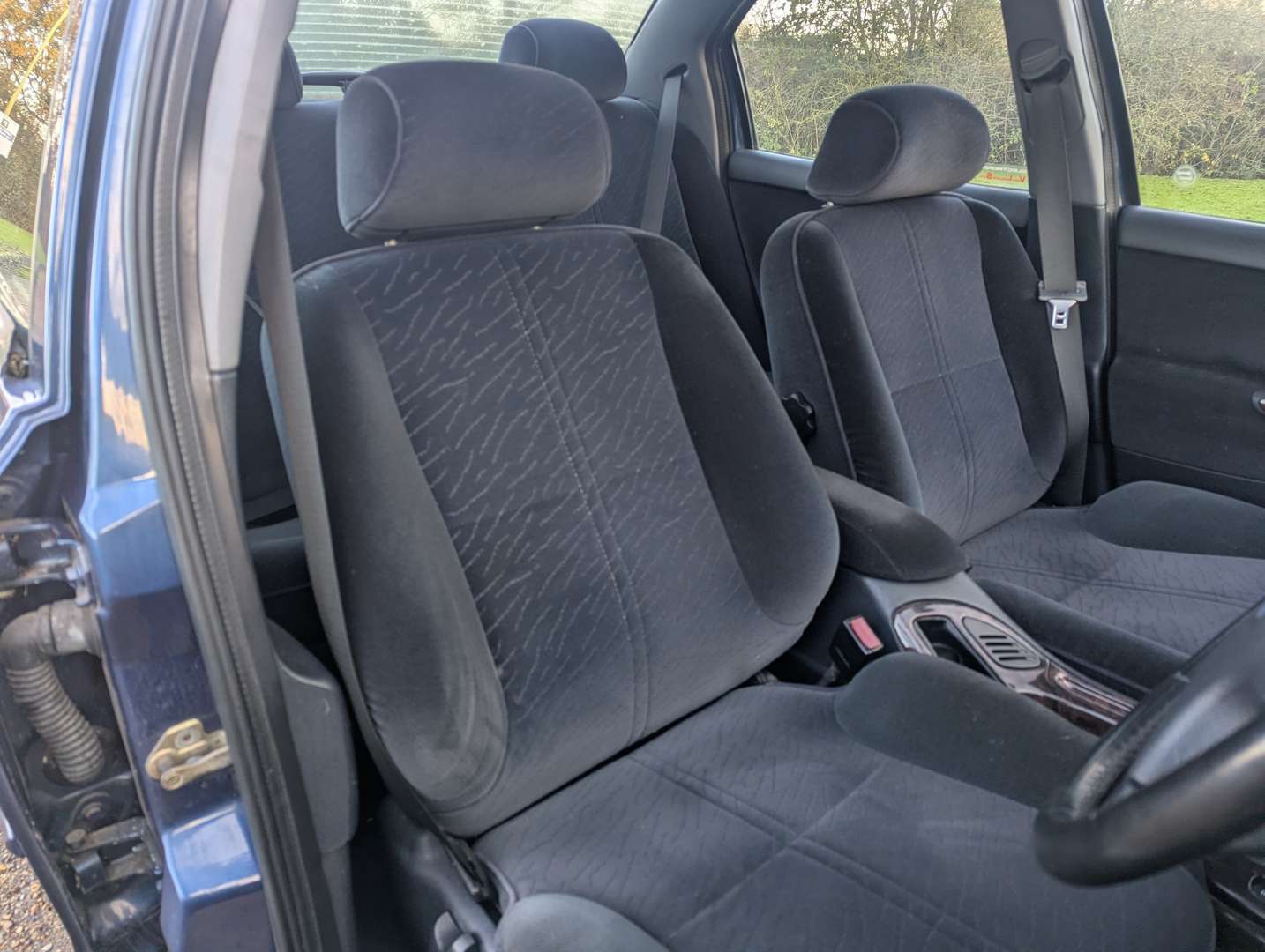 <p>1995 FORD MONDEO GHIA 24V AUTO MKI</p>