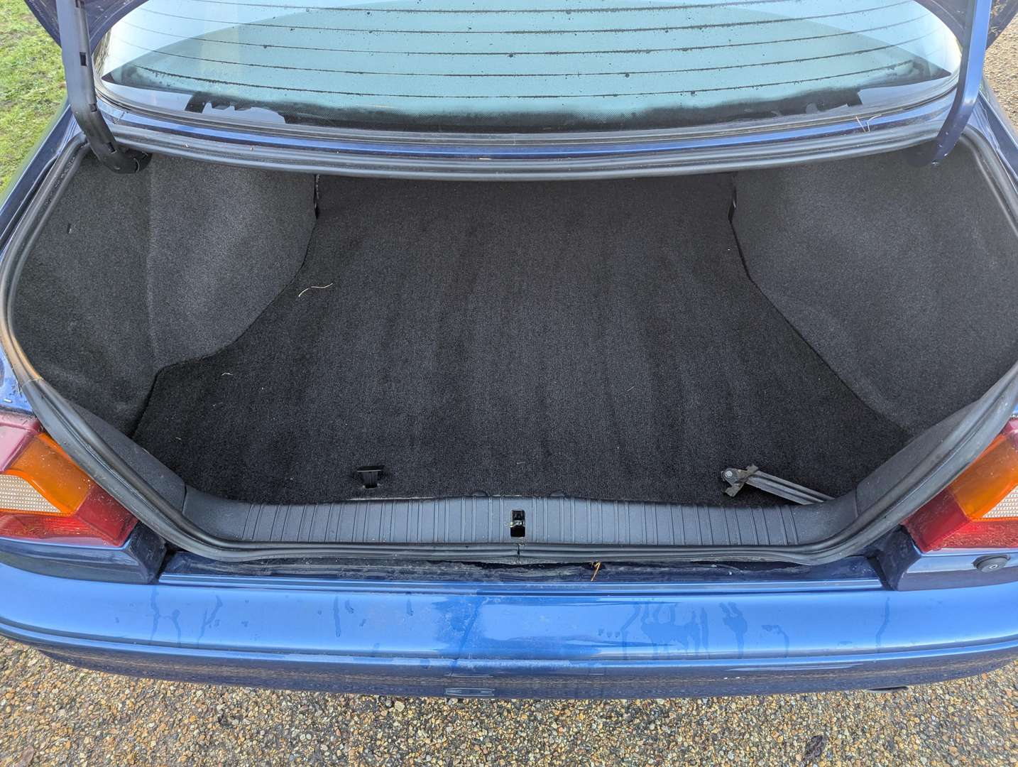 <p>1995 FORD MONDEO GHIA 24V AUTO MKI</p>