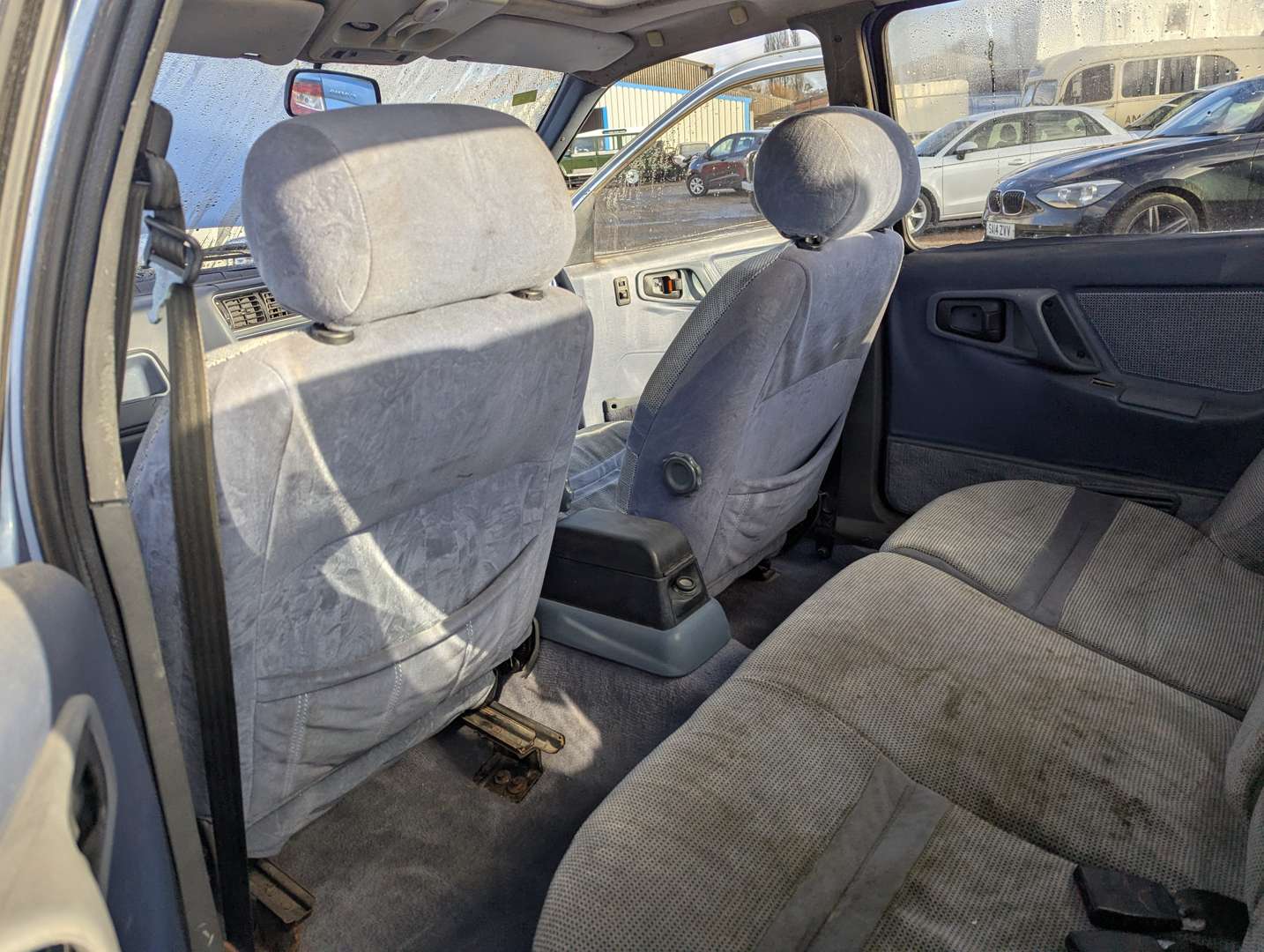 <p>1985 FORD SIERRA GHIA</p>