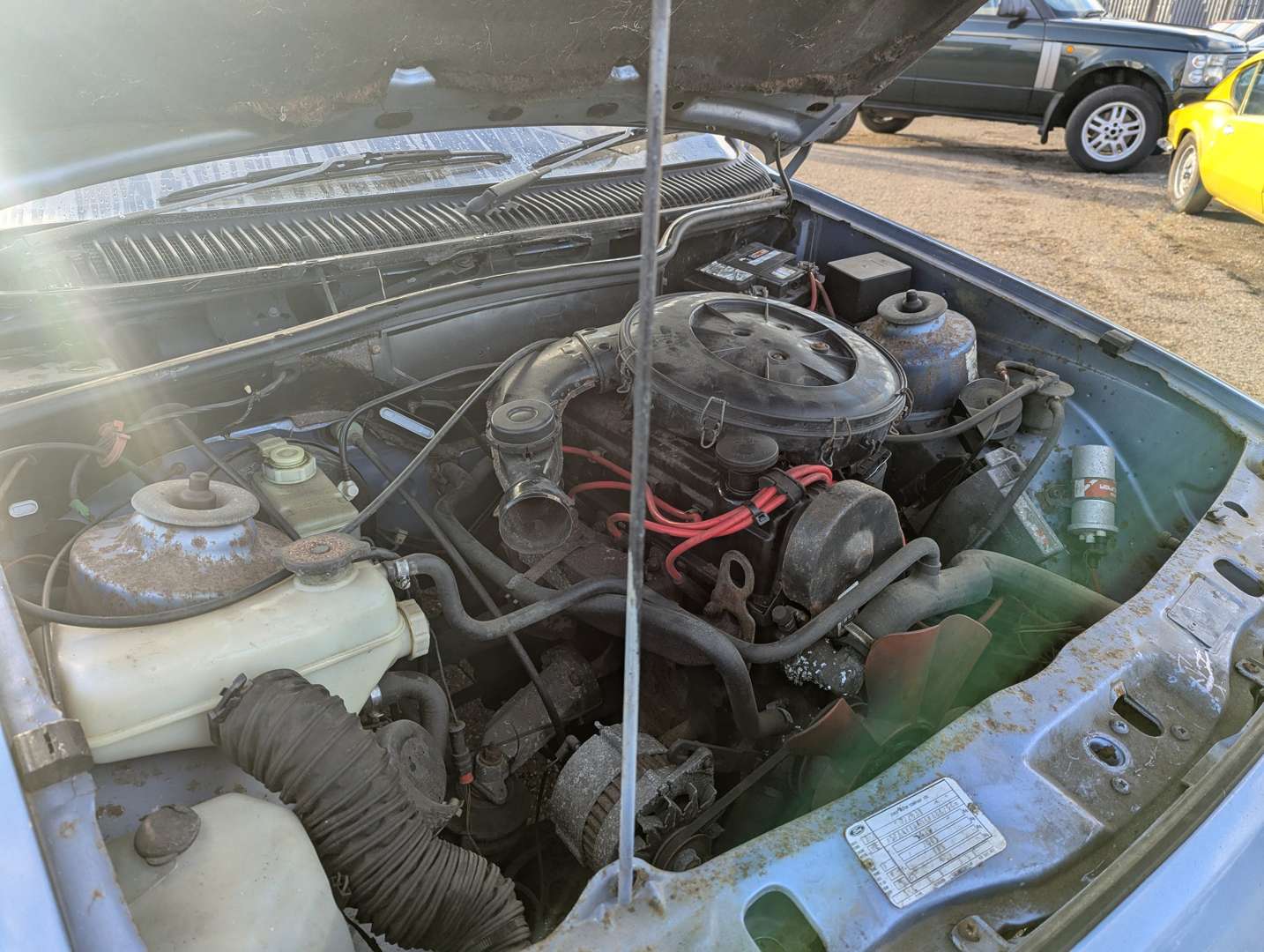 <p>1985 FORD SIERRA GHIA</p>