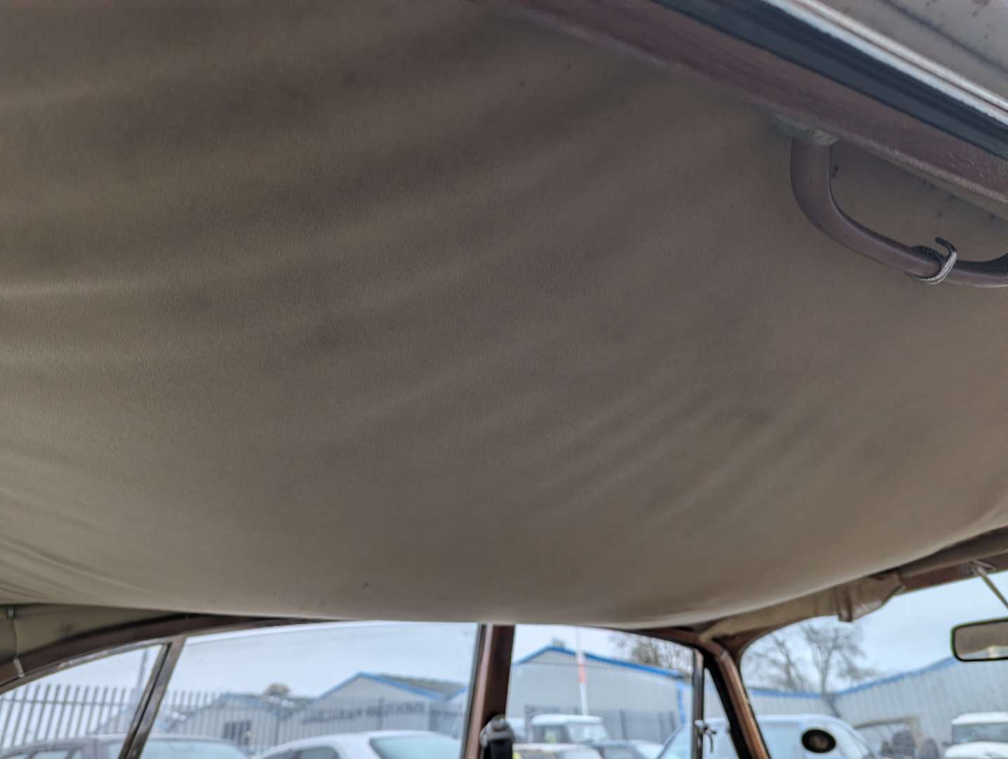 <p>1970 JAGUAR 420G</p>