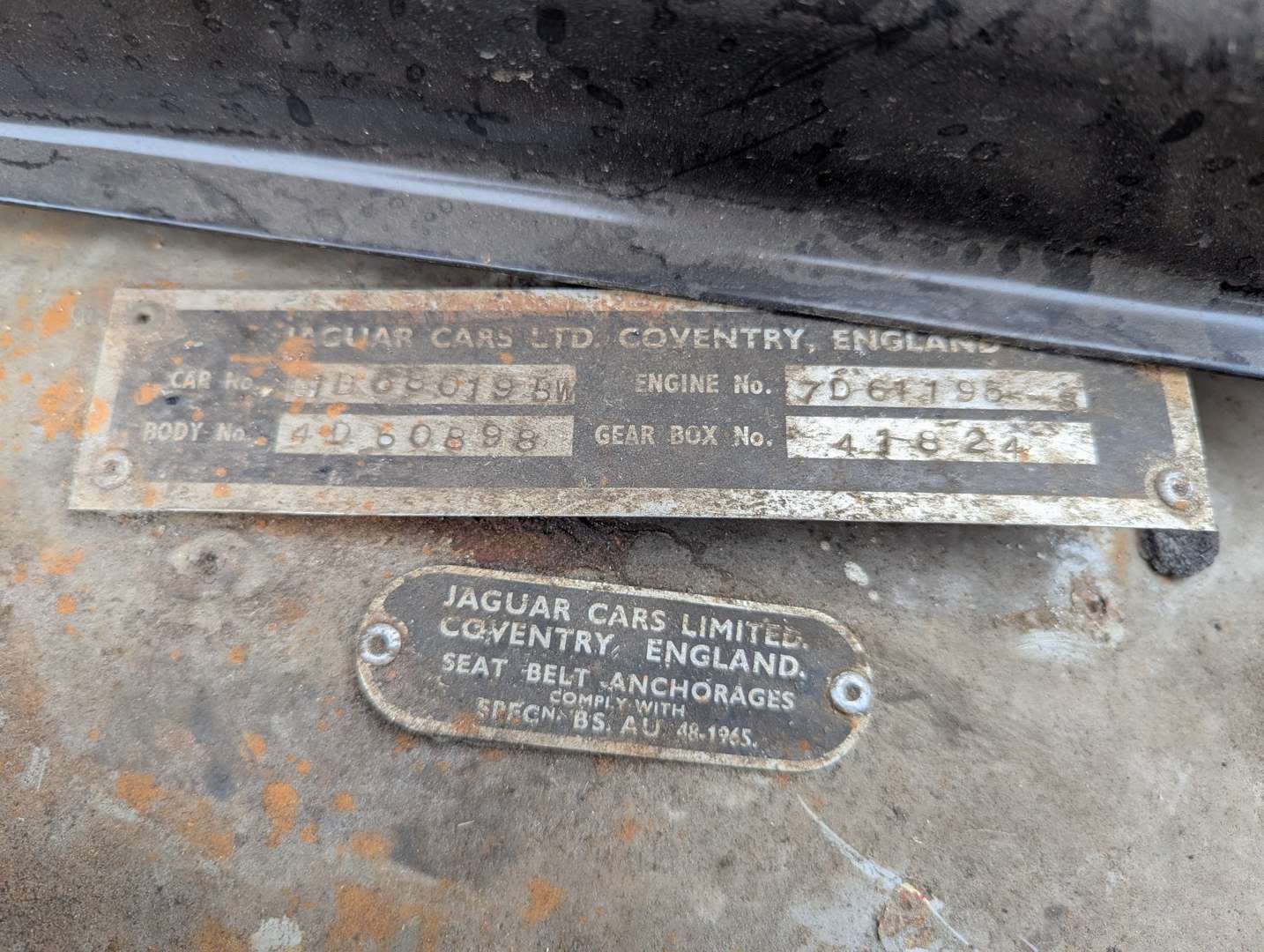 <p>1970 JAGUAR 420G</p>