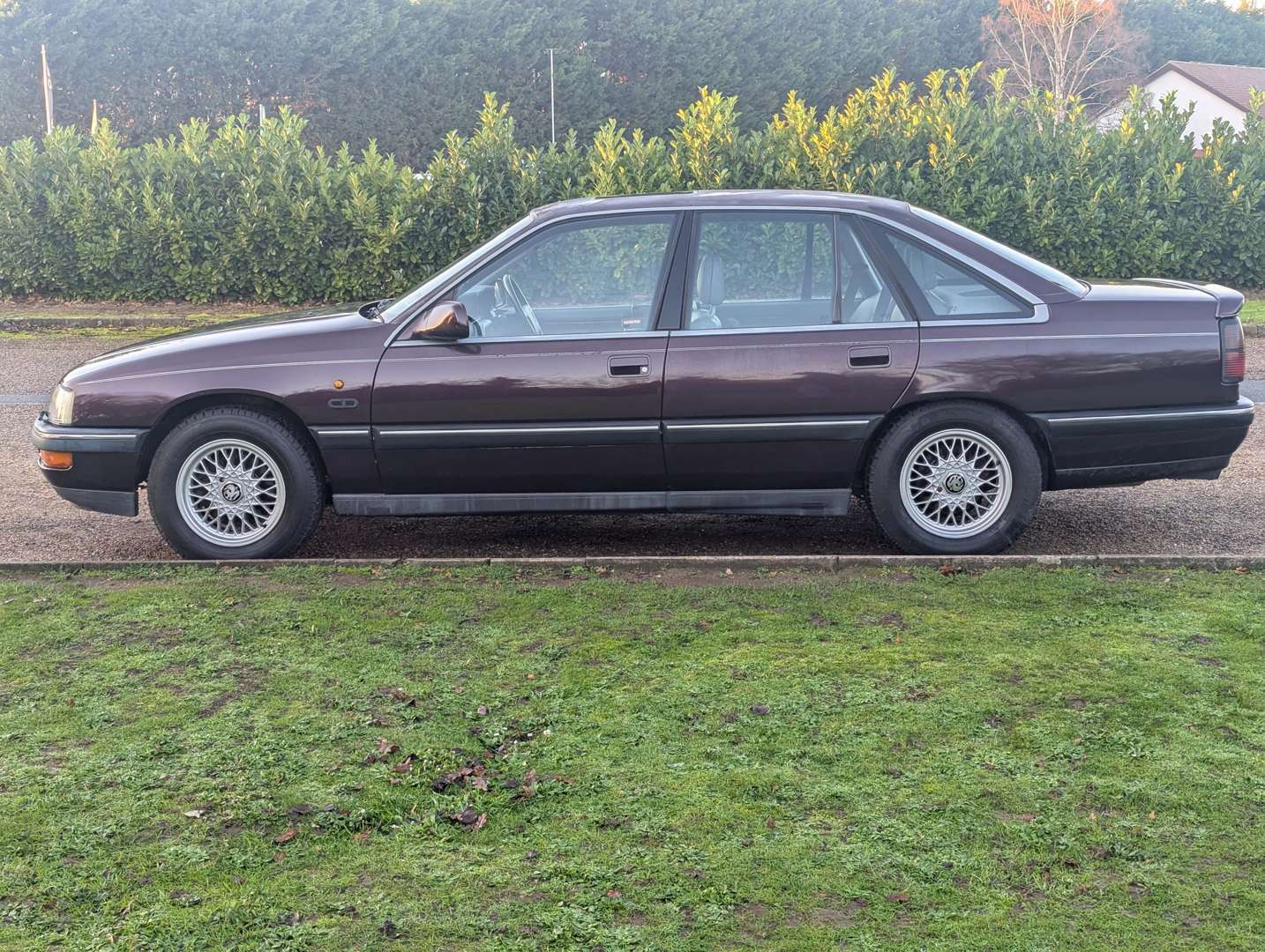 <p>1993 VAUXHALL SENATOR CD 24V AUTO</p>