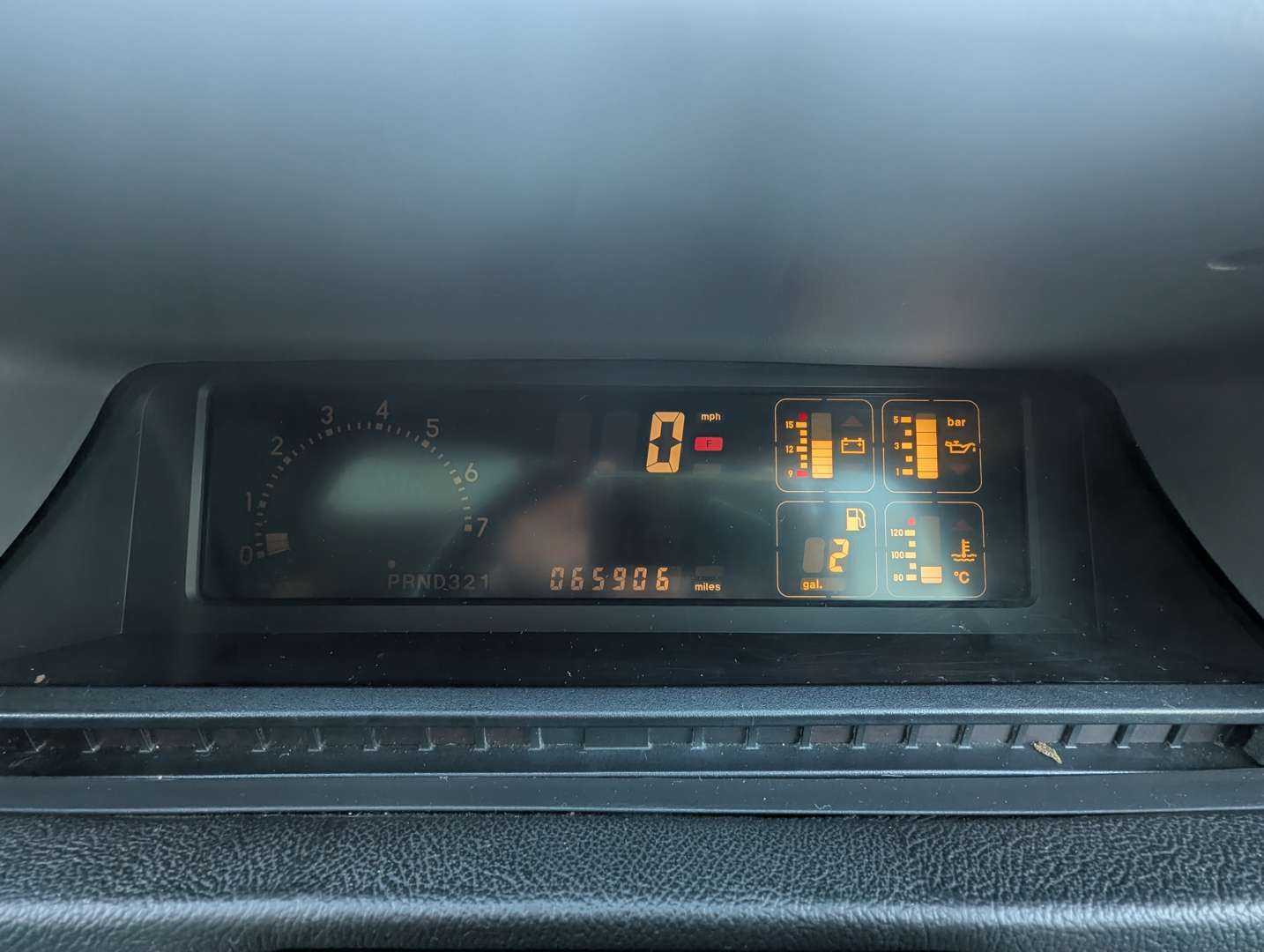 <p>1993 VAUXHALL SENATOR CD 24V AUTO</p>