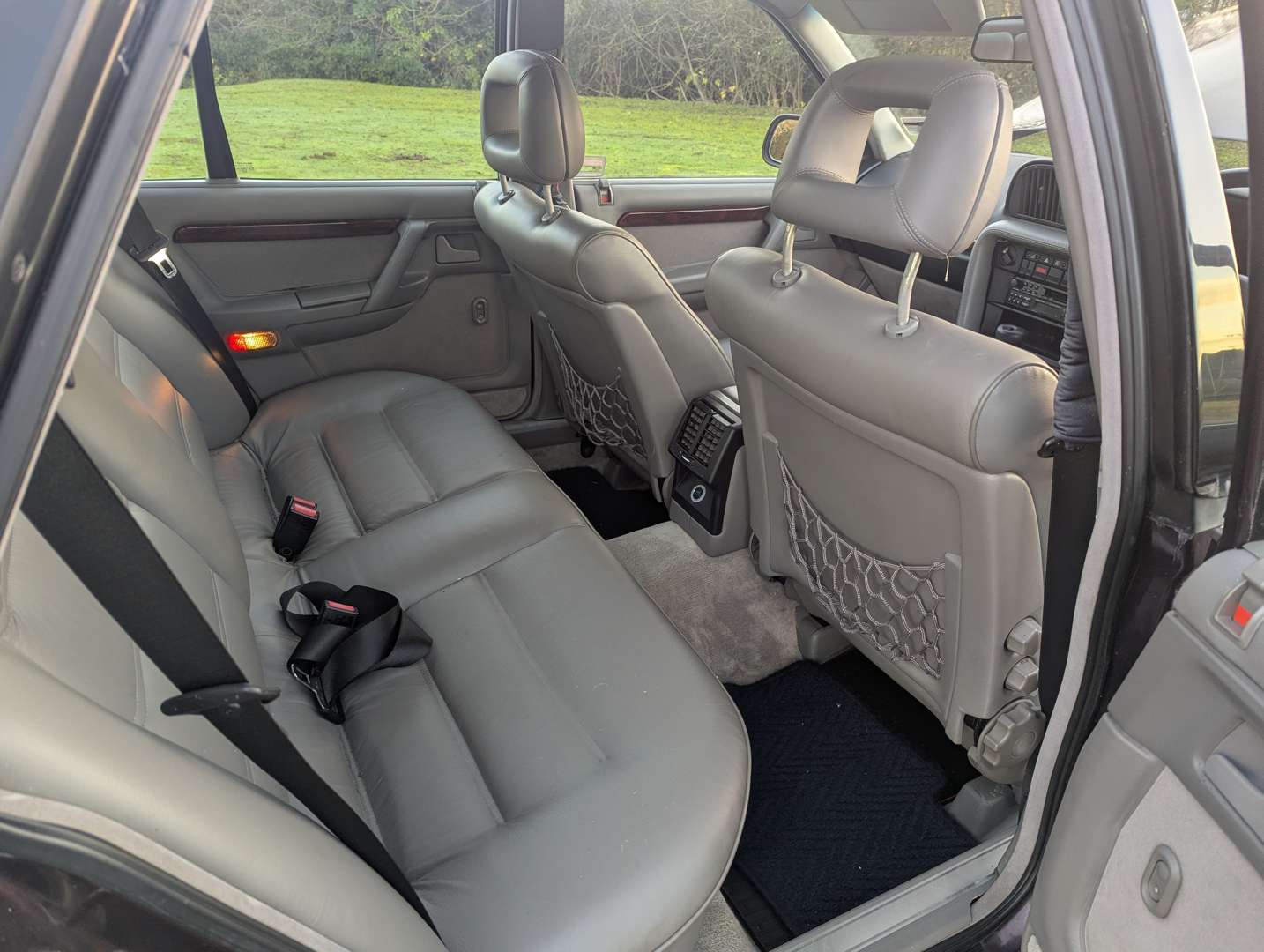 <p>1993 VAUXHALL SENATOR CD 24V AUTO</p>