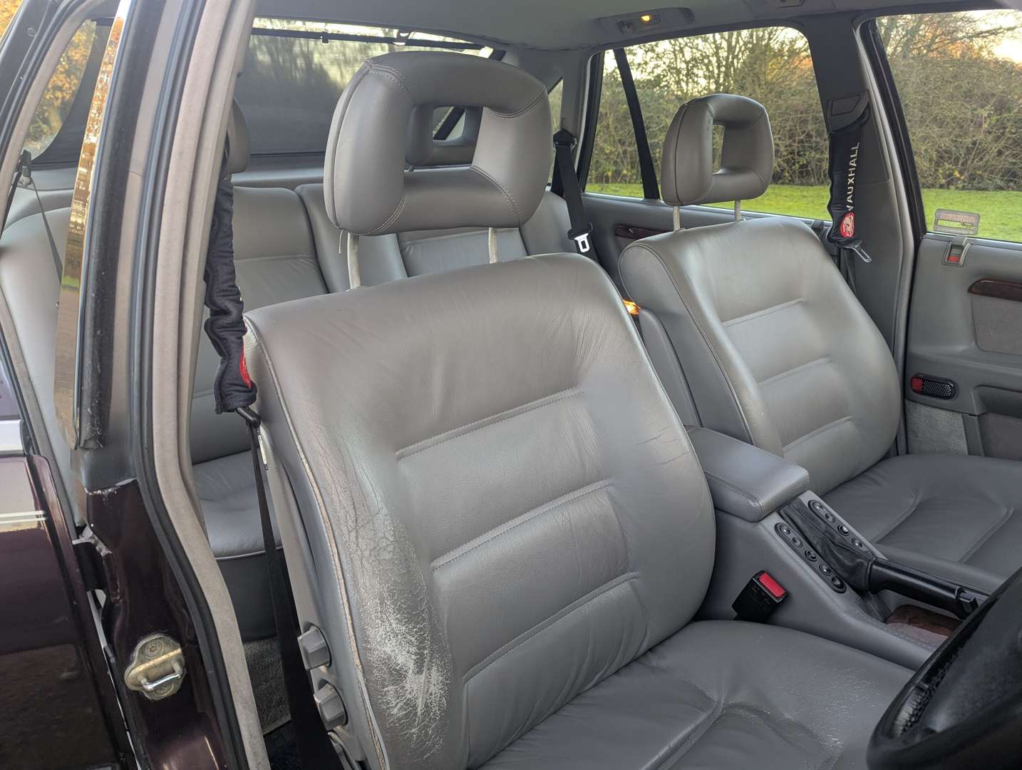 <p>1993 VAUXHALL SENATOR CD 24V AUTO</p>