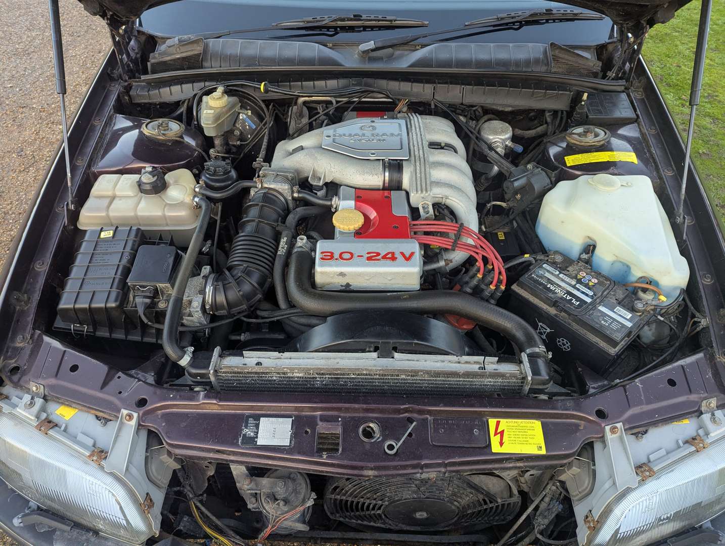 <p>1993 VAUXHALL SENATOR CD 24V AUTO</p>