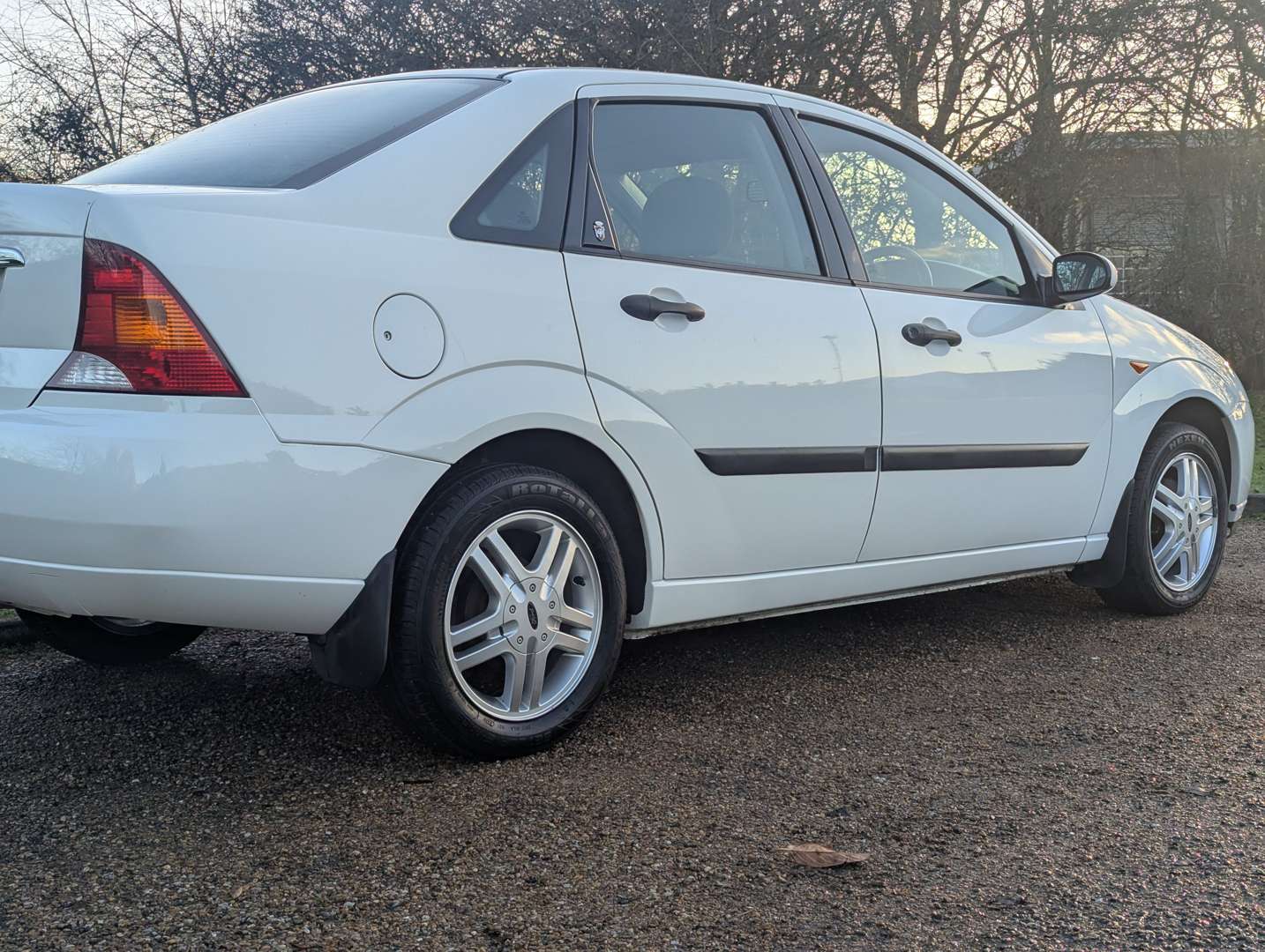<p>1999 FORD FOCUS 1.8 GHIA</p>