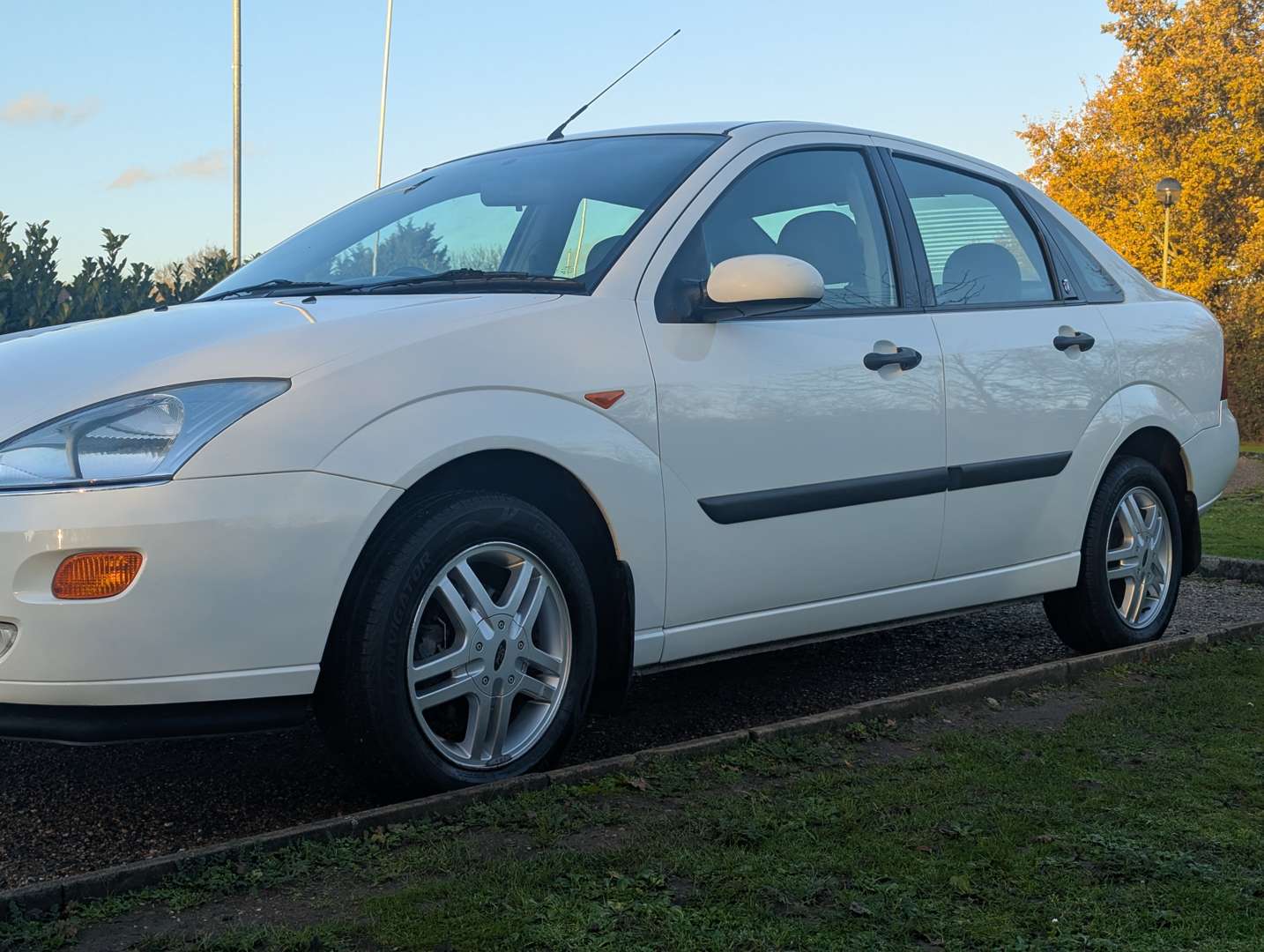 <p>1999 FORD FOCUS 1.8 GHIA</p>