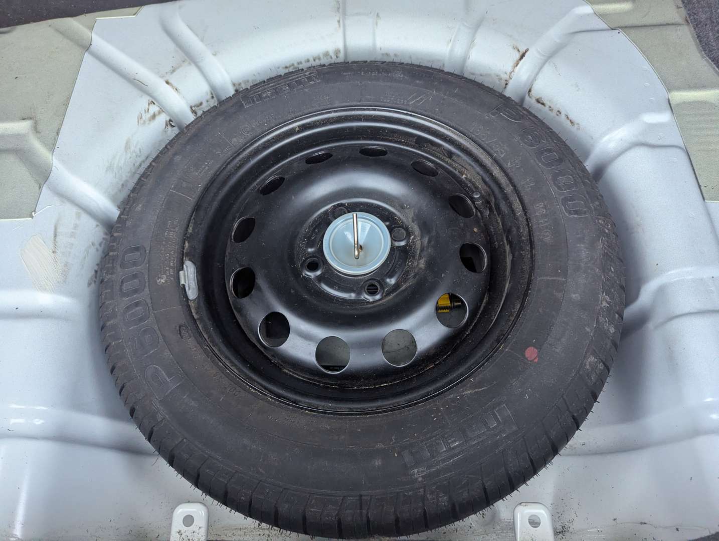 <p>1999 FORD FOCUS 1.8 GHIA</p>