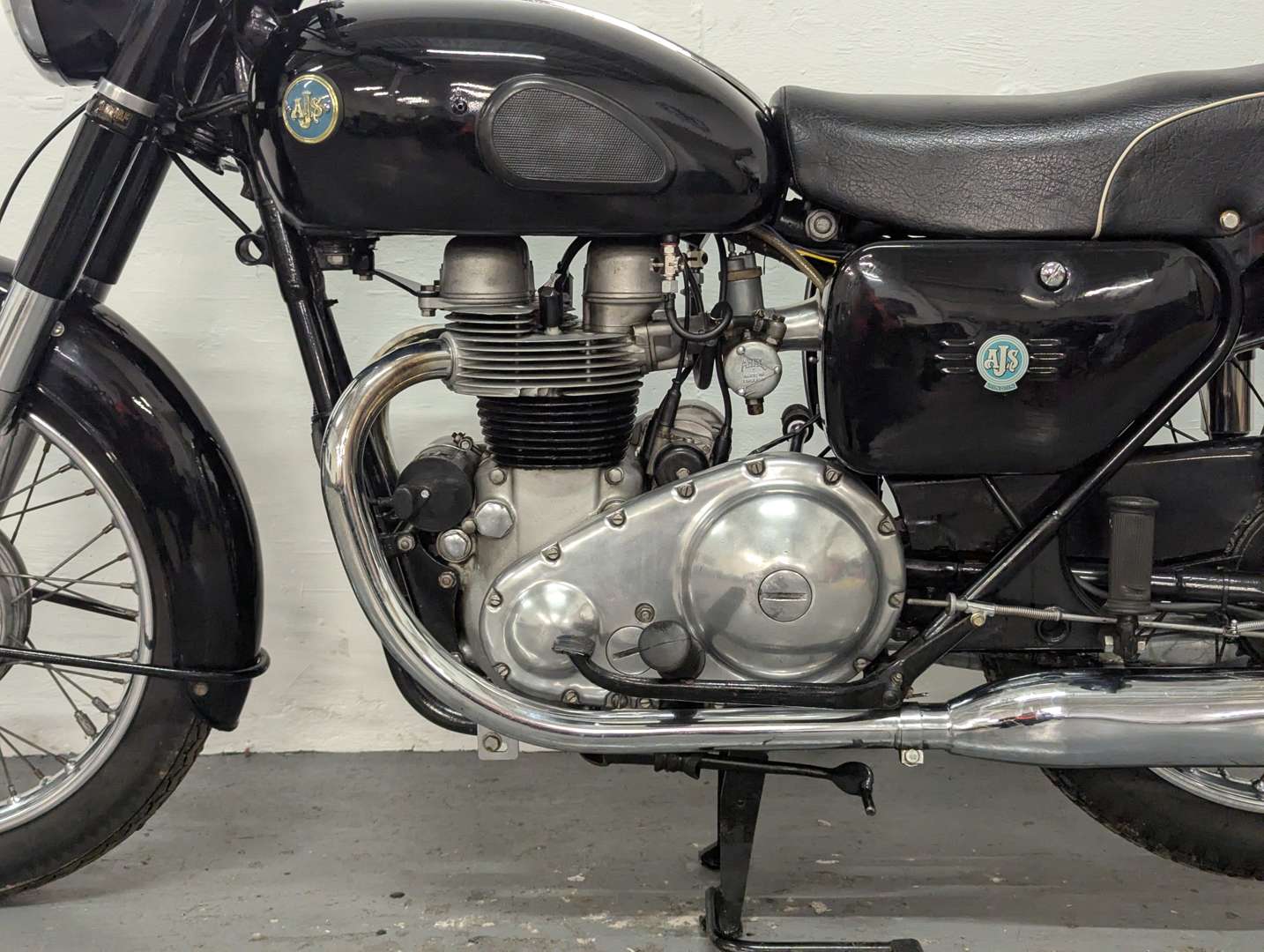 <p>1962 AJS MODEL 31</p>