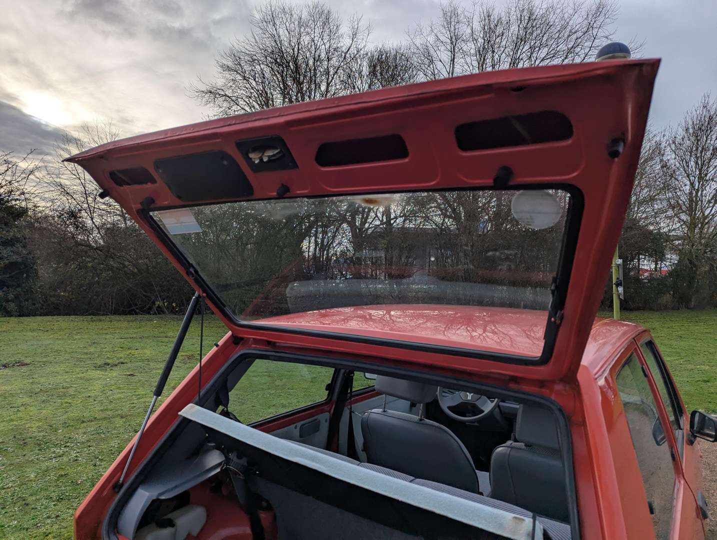 <p>1991 ZASTAVA YUGO 55 LHD</p>