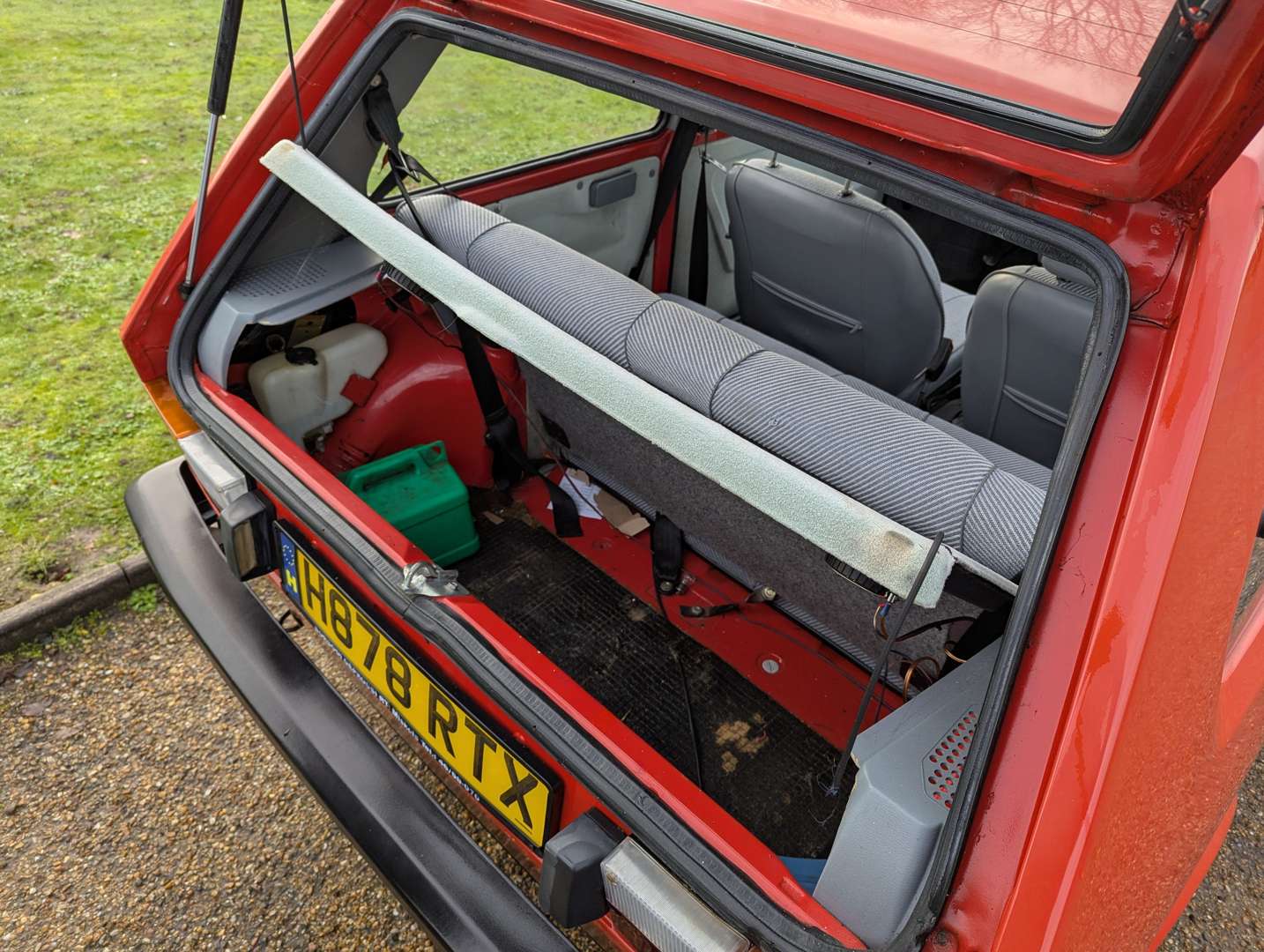 <p>1991 ZASTAVA YUGO 55 LHD</p>