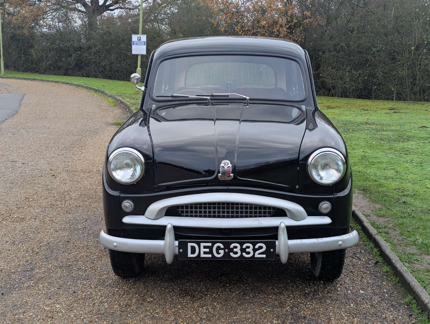 <p>1954 STANDARD TEN SALOON</p>