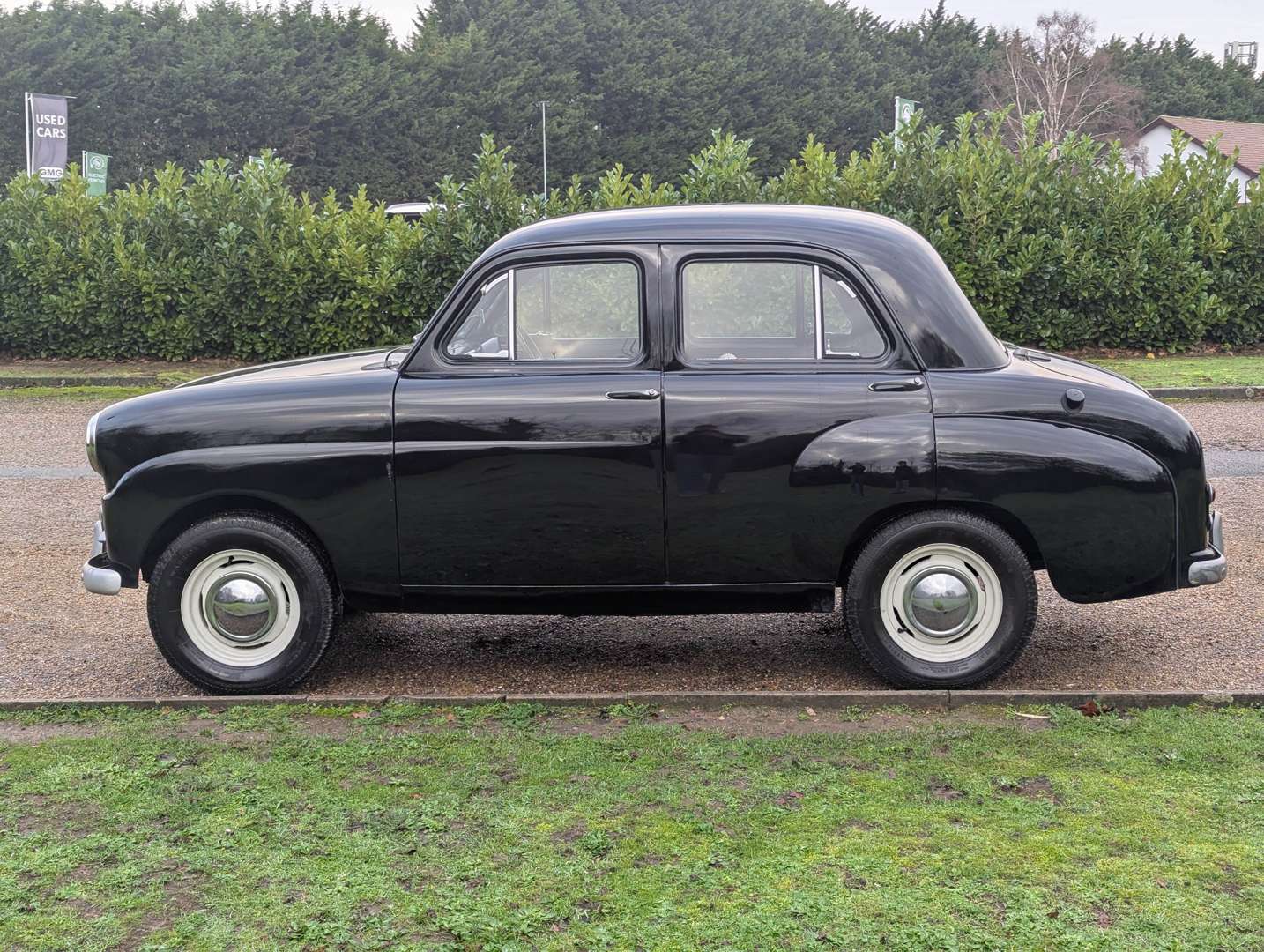 <p>1954 STANDARD TEN SALOON</p>