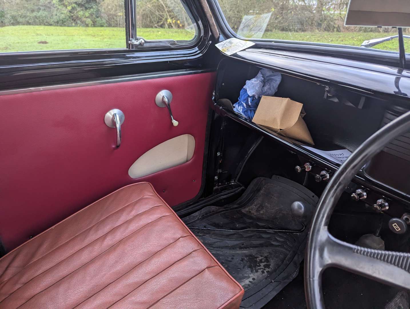 <p>1954 STANDARD TEN SALOON</p>