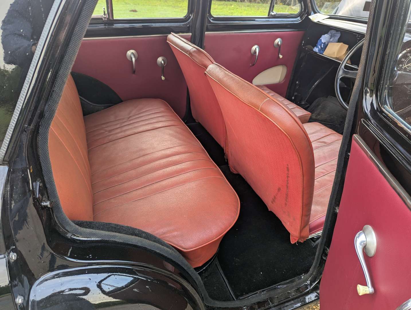 <p>1954 STANDARD TEN SALOON</p>